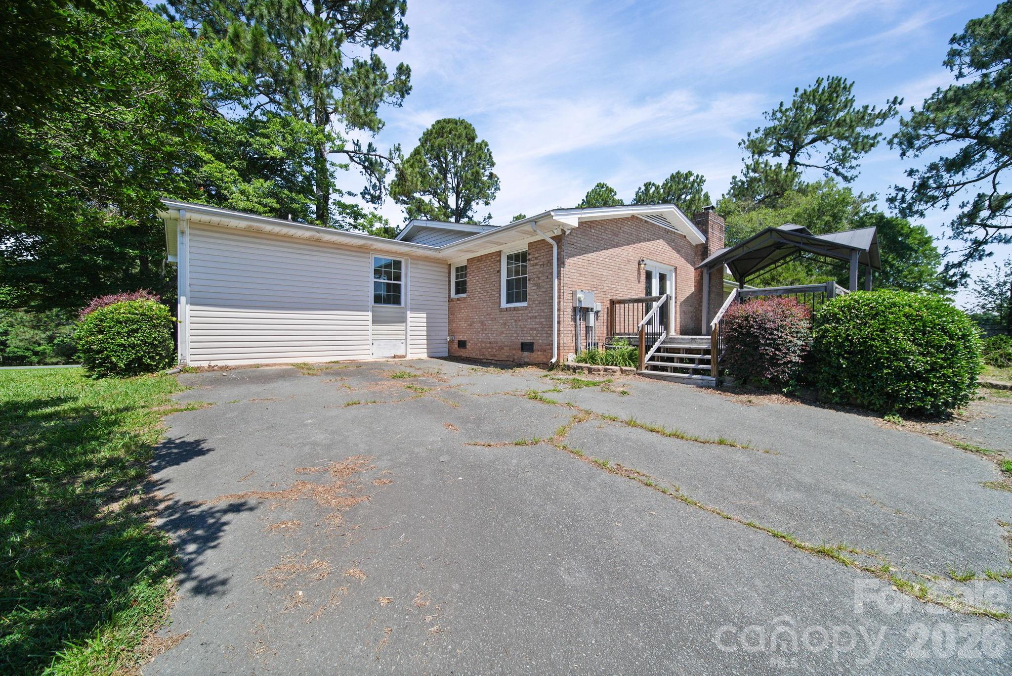 3003 Joe Griffin Road — Monroe