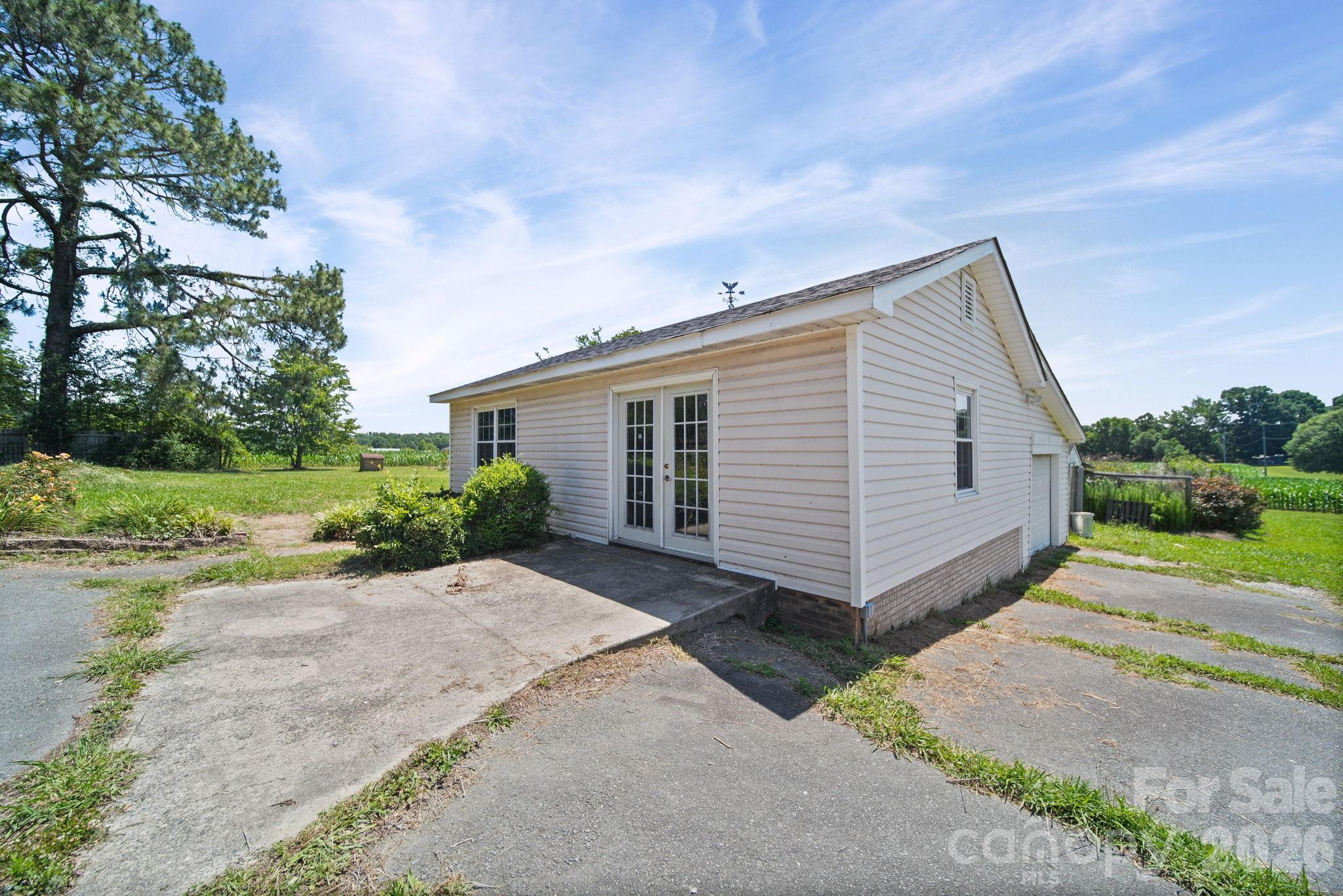 3003 Joe Griffin Road — Monroe