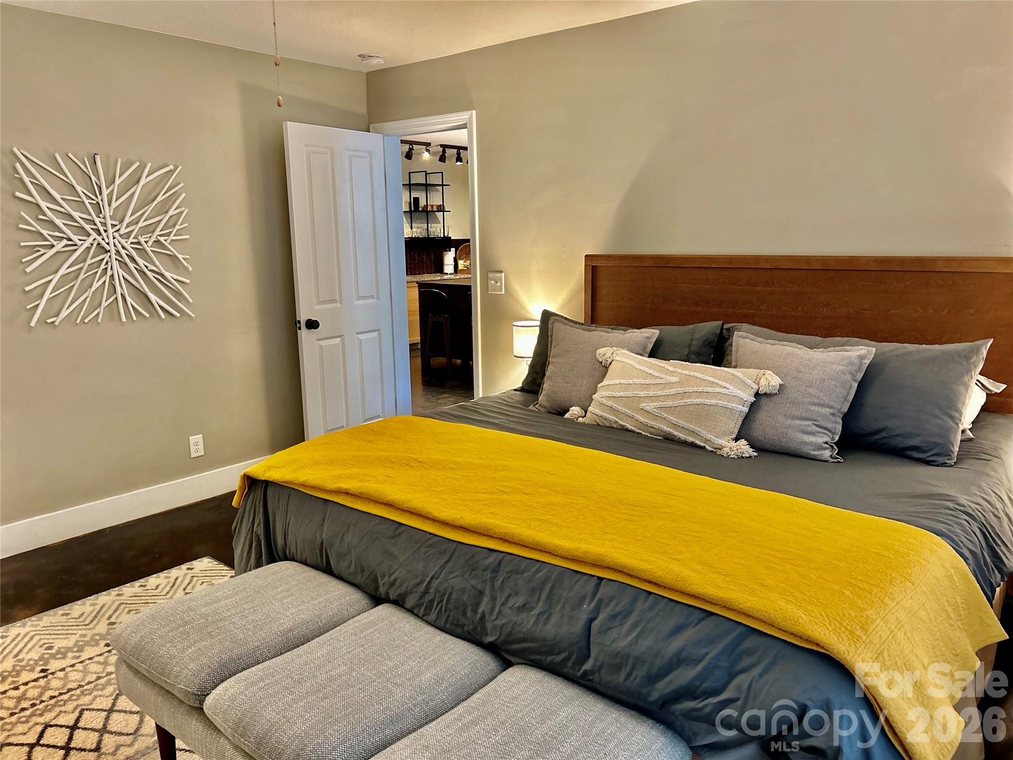 309 London Road — Asheville