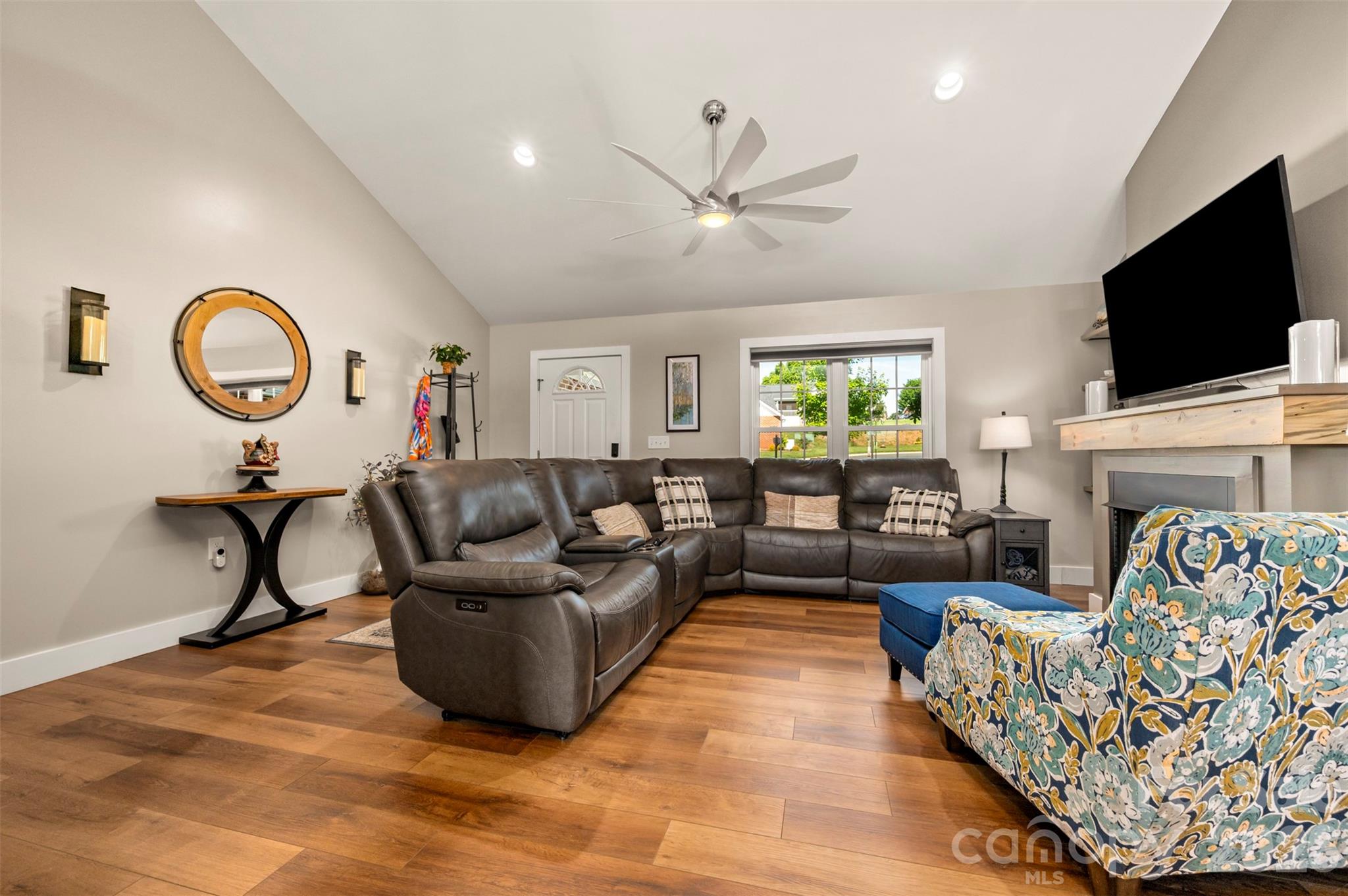 110 Kingston Place — Spindale