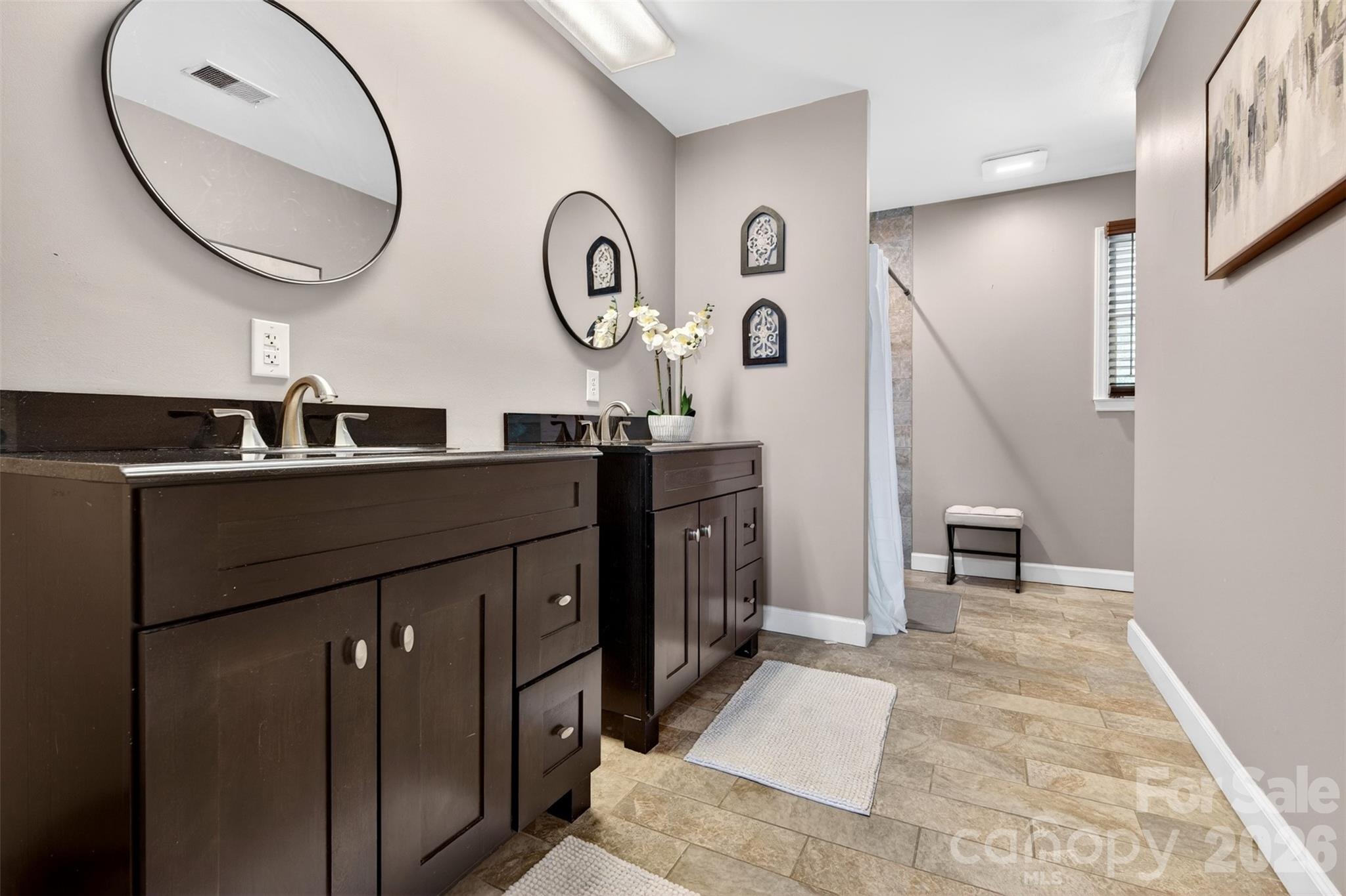 615 Kenway Loop — Mooresville