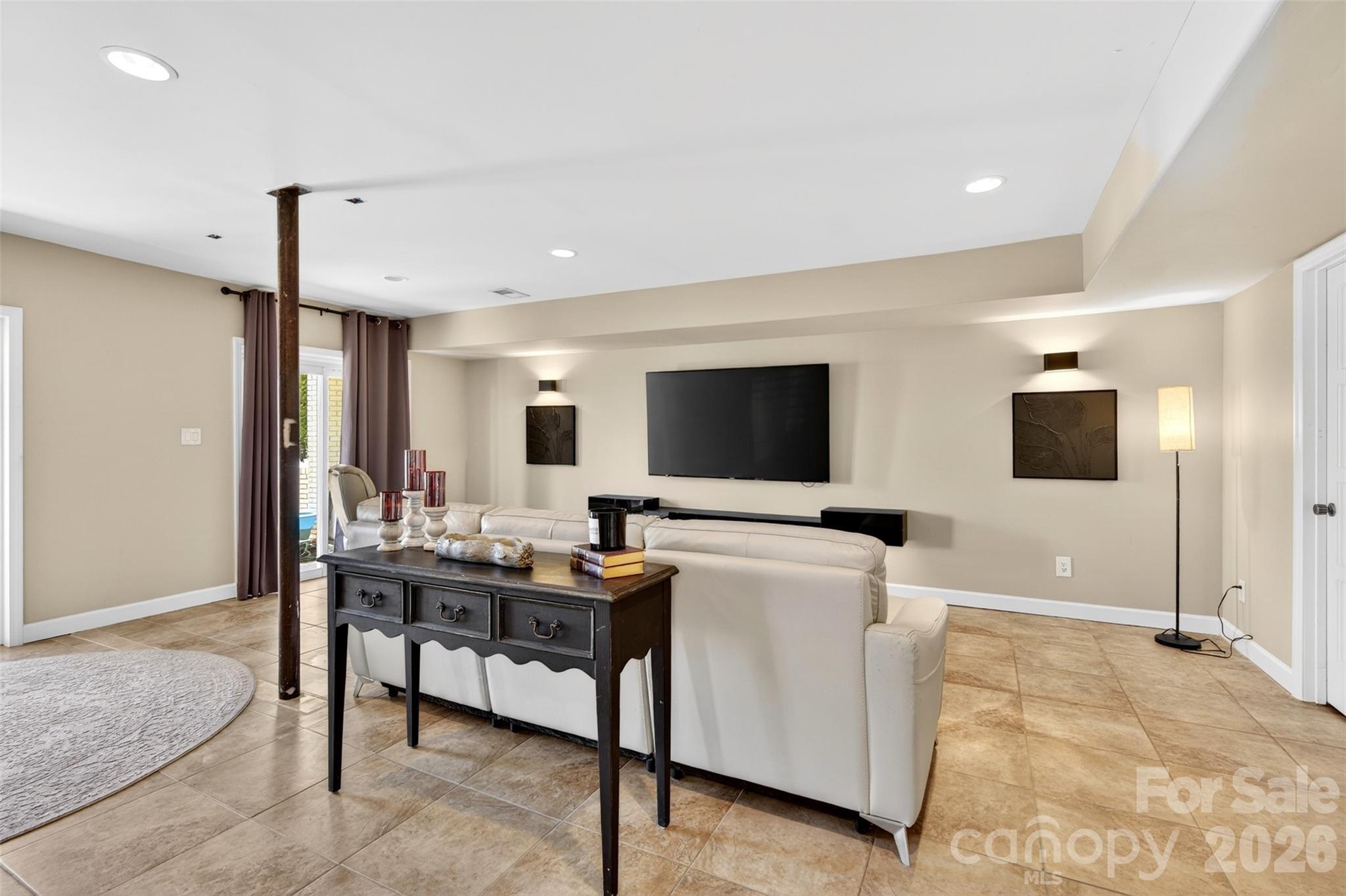615 Kenway Loop — Mooresville