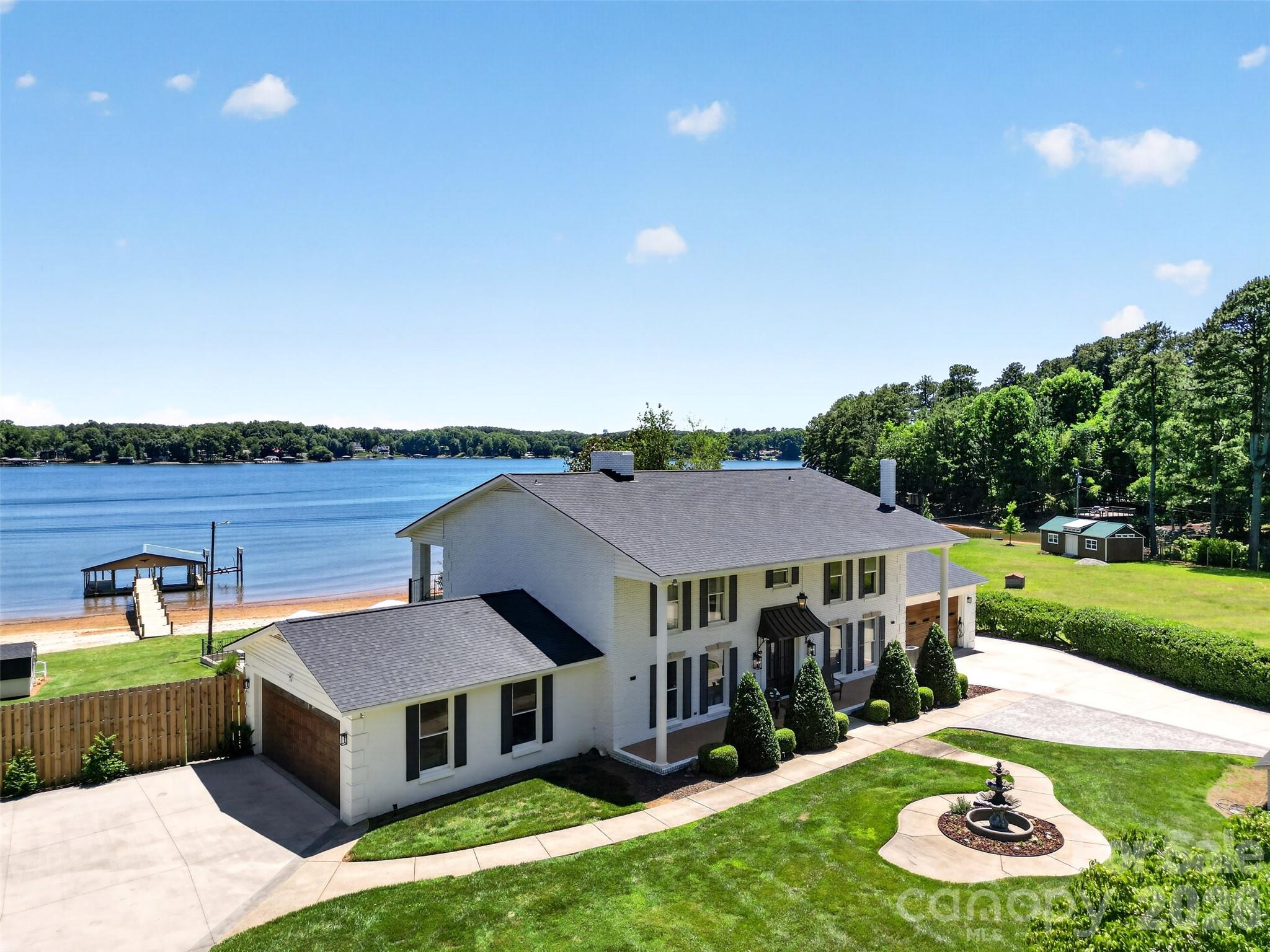 615 Kenway Loop — Mooresville