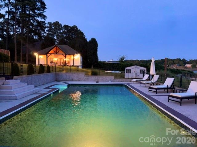 615 Kenway Loop — Mooresville