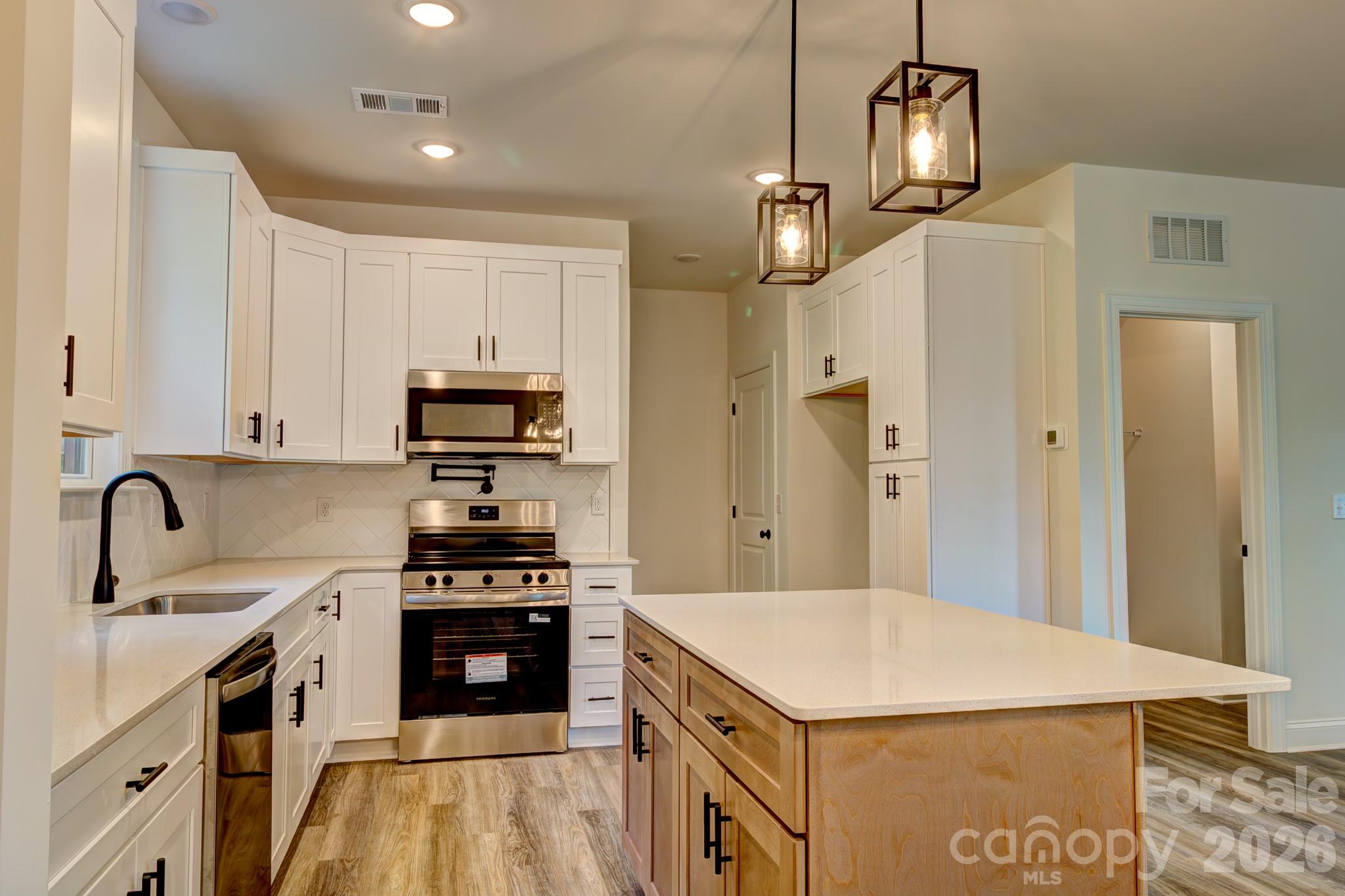 607 LeGrand Street — Shelby