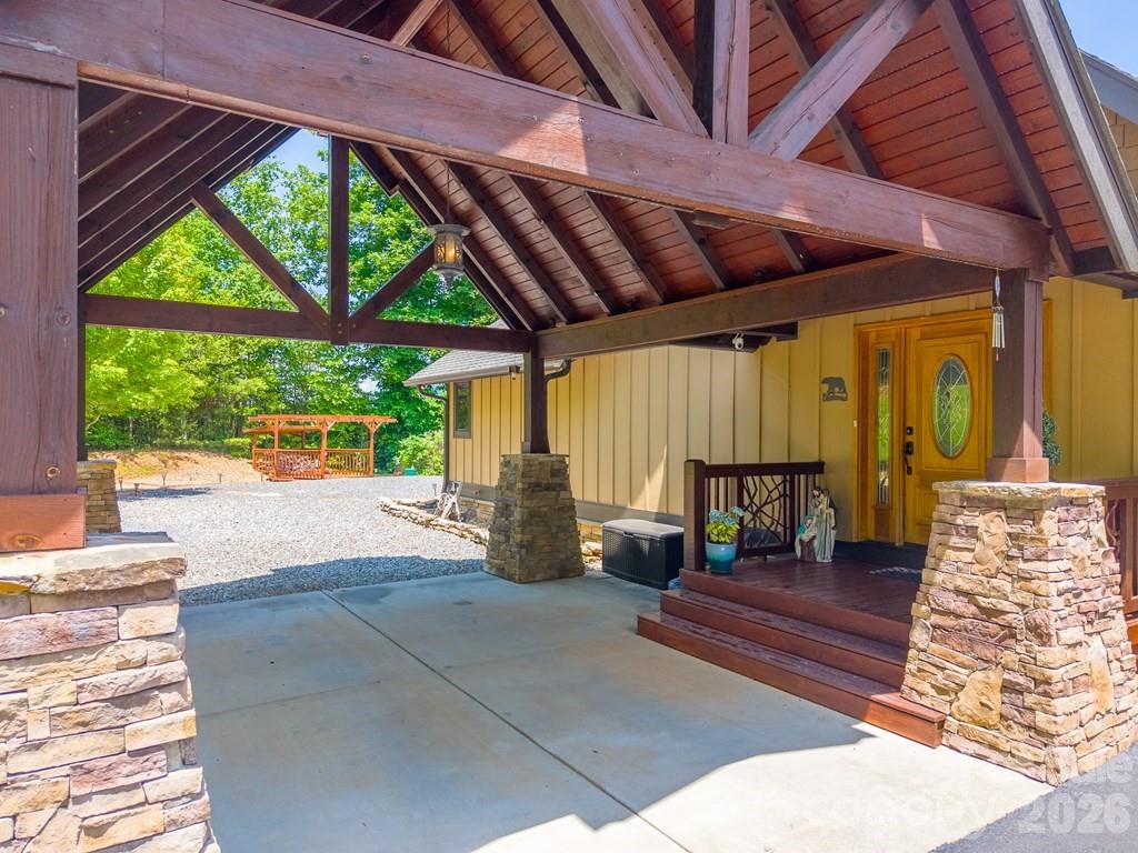 346 Torwood Lane — Whittier