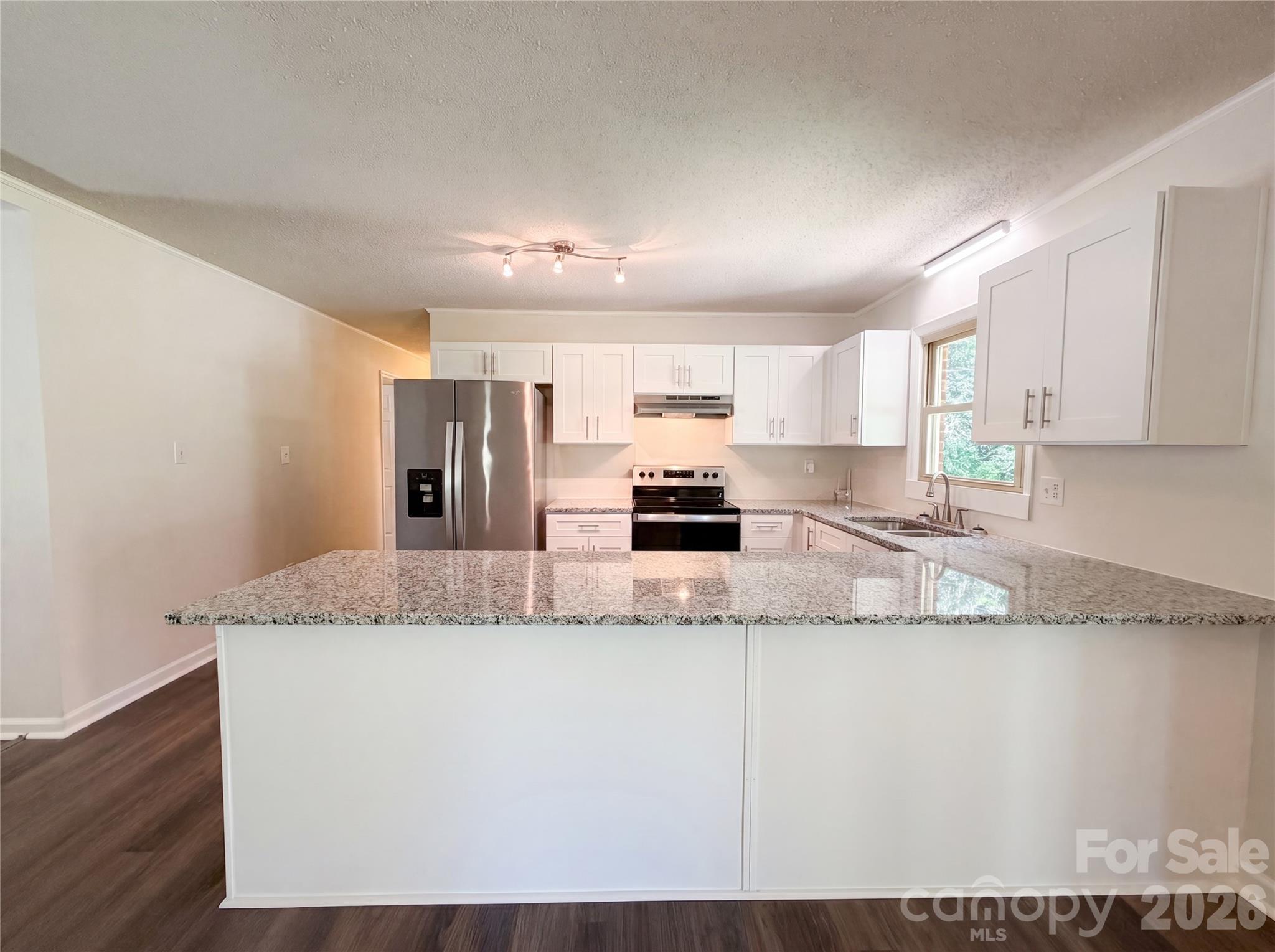 2418 Woodbridge Drive — Gastonia