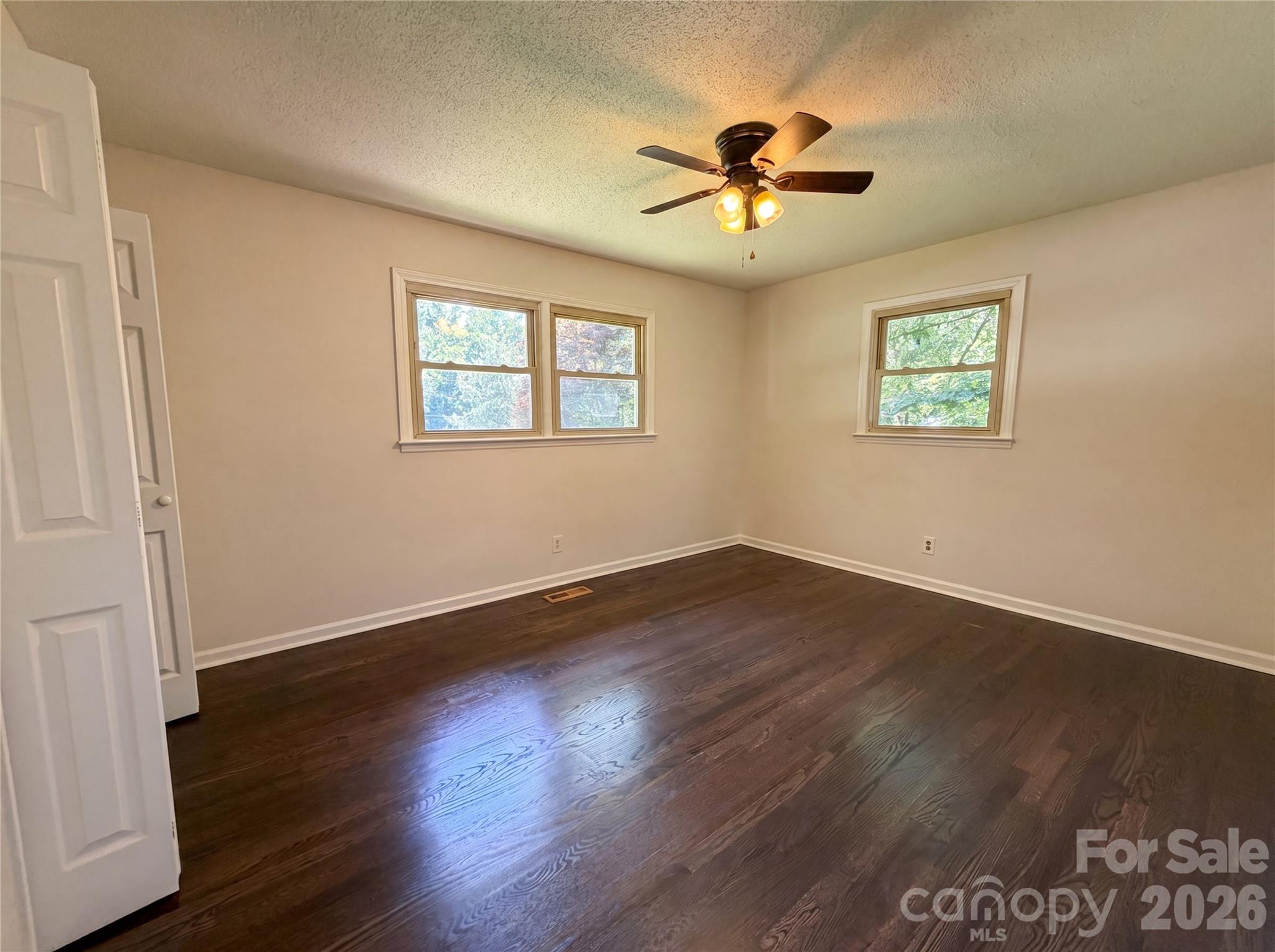 2418 Woodbridge Drive — Gastonia