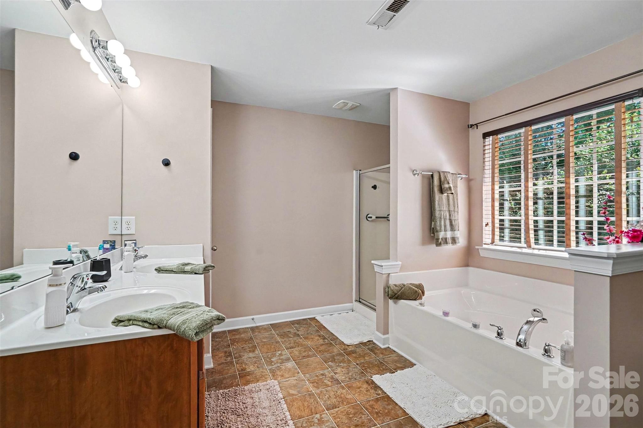 2602 Sierra Chase Drive — Monroe