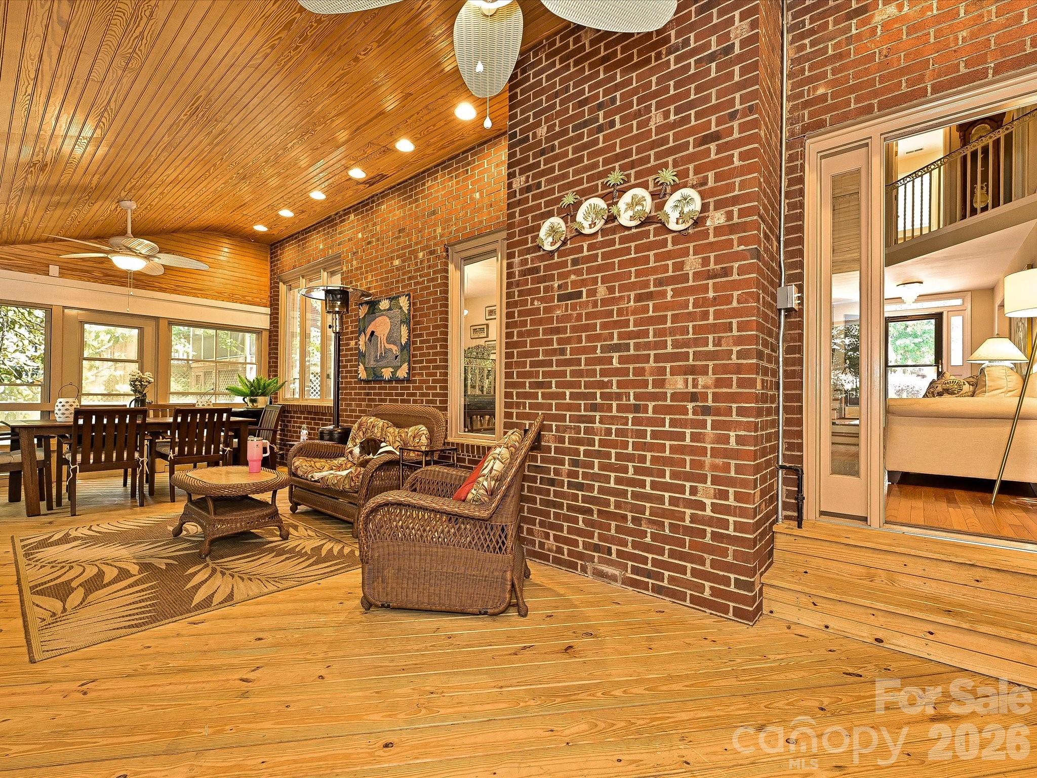 5203 Rustlewood Lane — Charlotte