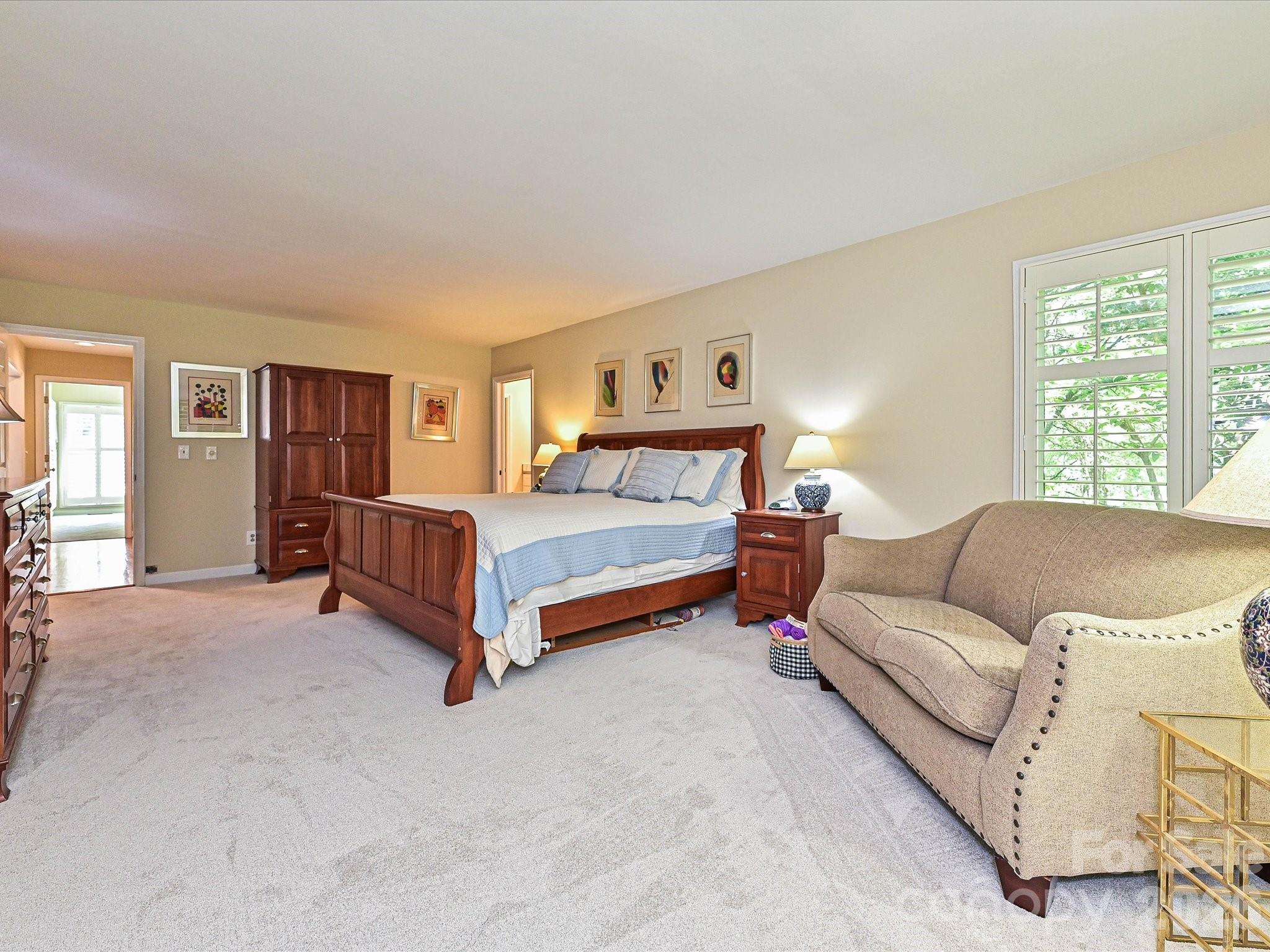 5203 Rustlewood Lane — Charlotte