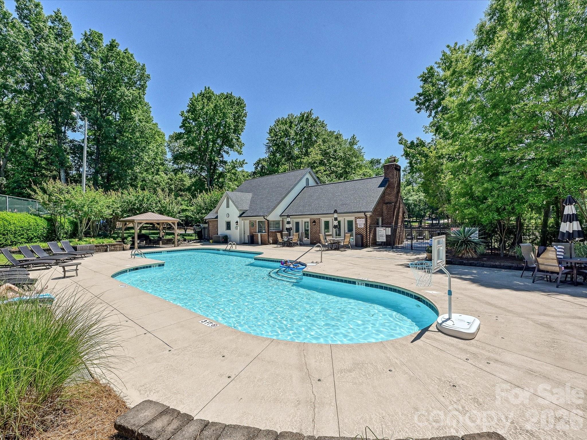 5203 Rustlewood Lane — Charlotte