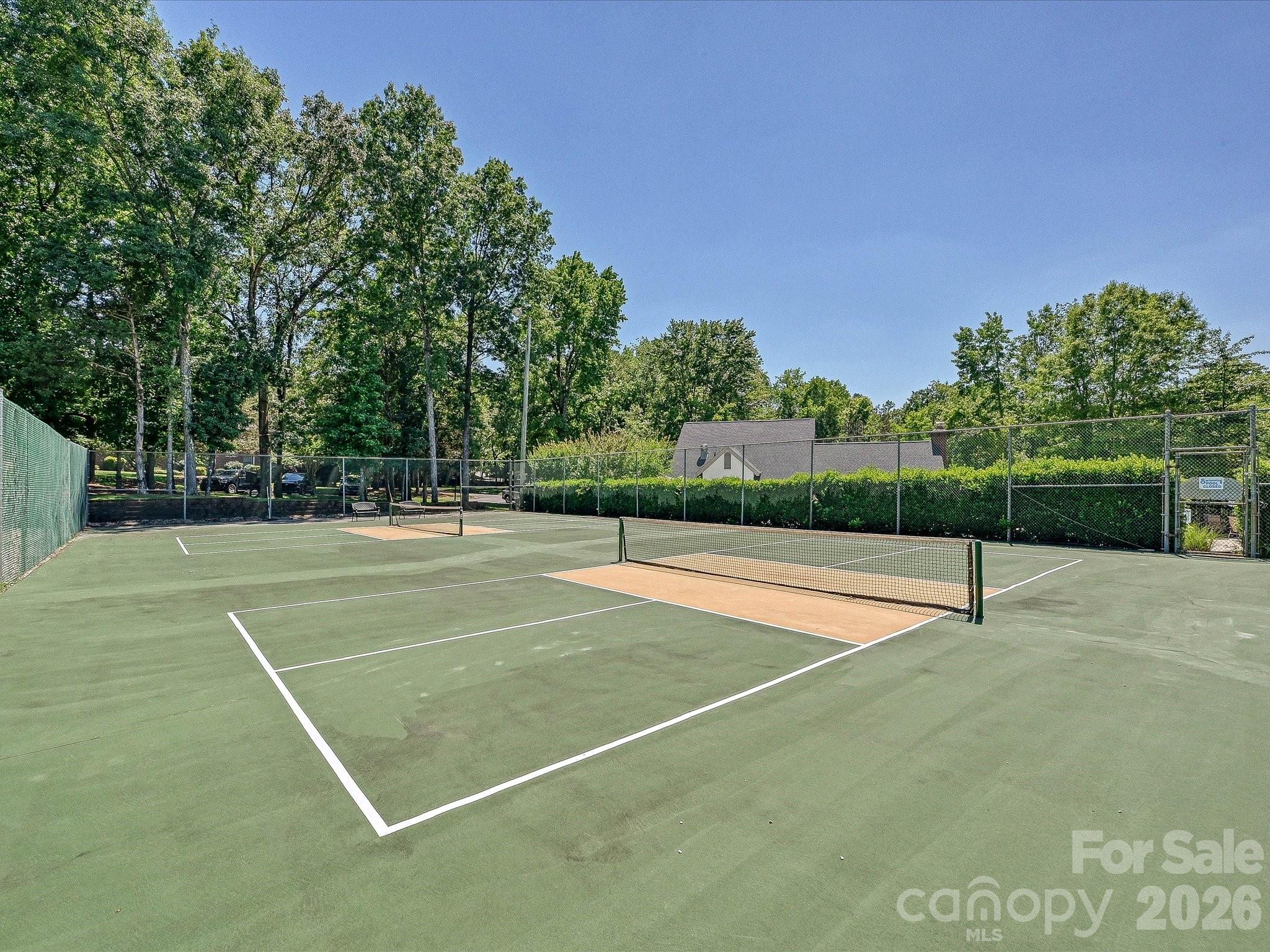 5203 Rustlewood Lane — Charlotte