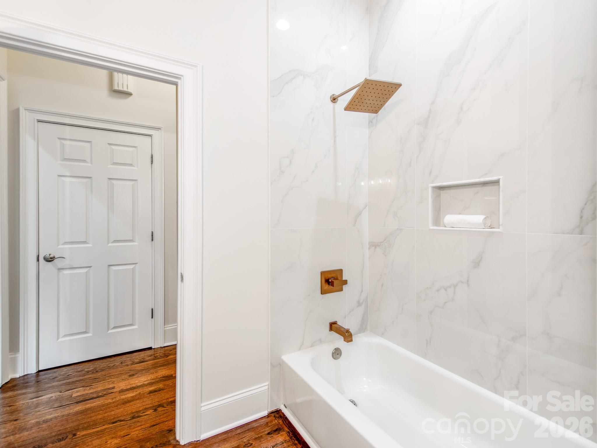 2907 Park Road — Charlotte