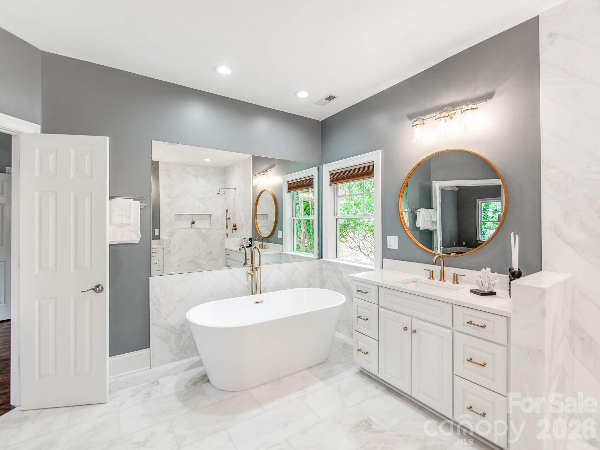 2907 Park Road — Charlotte