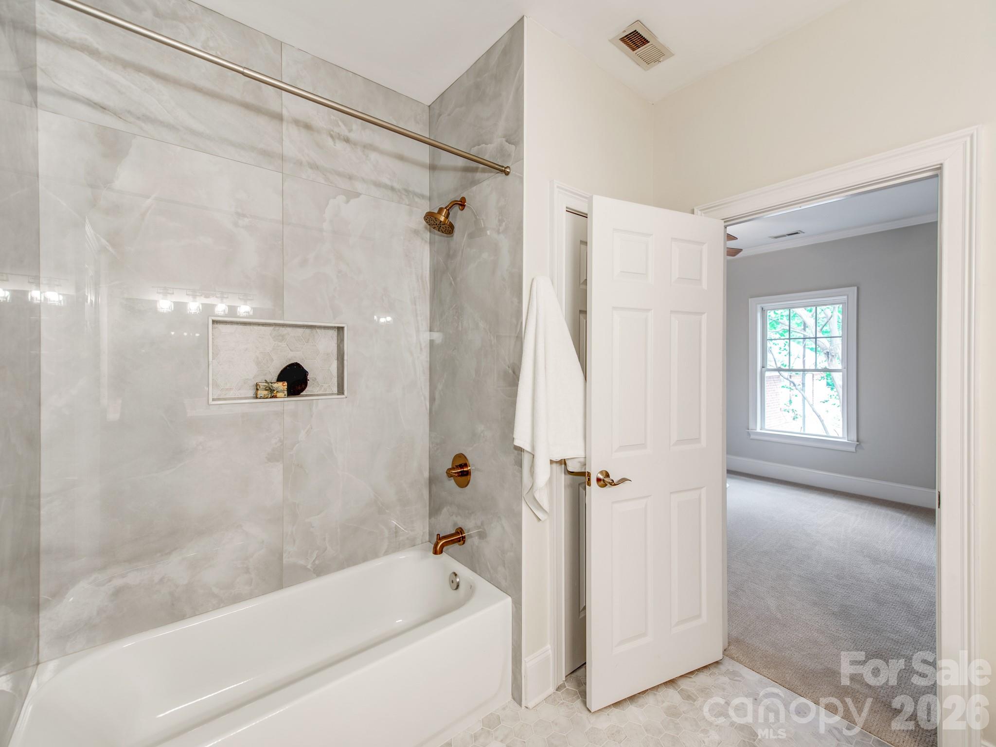2907 Park Road — Charlotte
