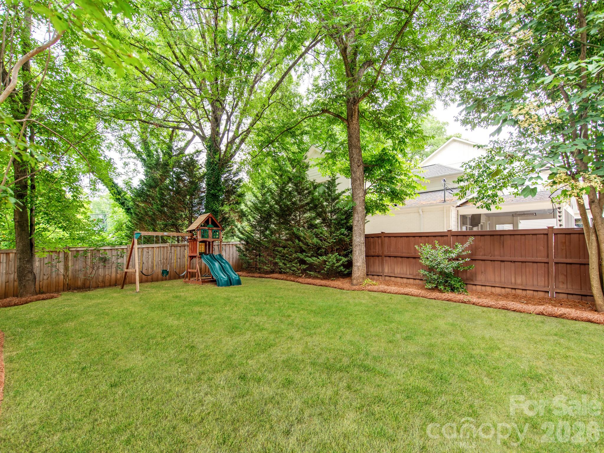 2907 Park Road — Charlotte