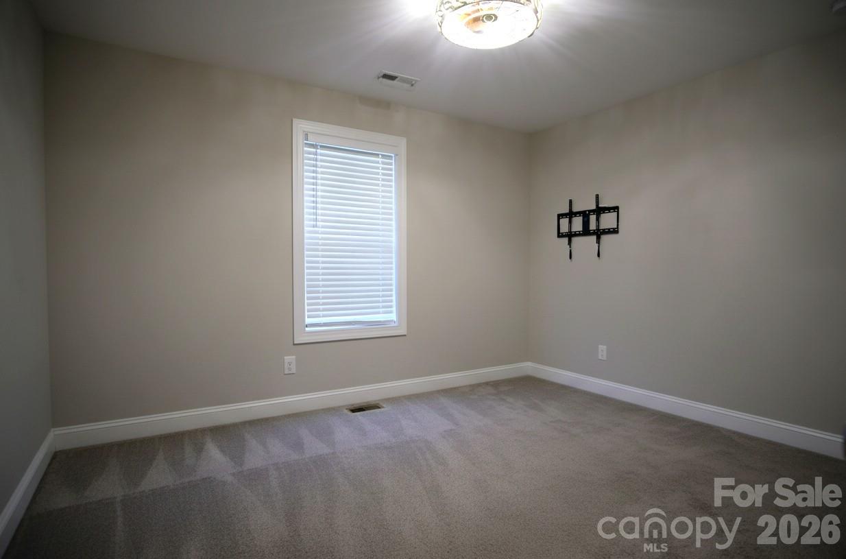 1400 Independence Square — Kannapolis