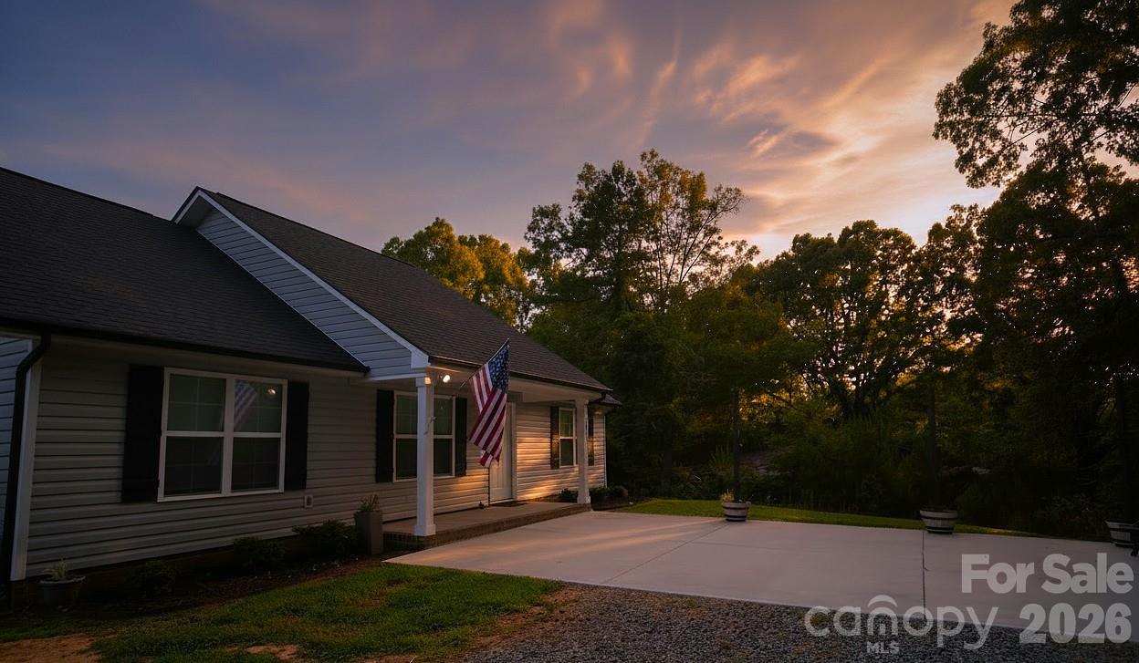 1400 Independence Square — Kannapolis