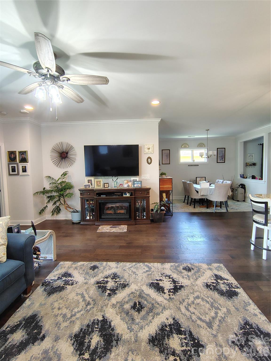 6224 Raven Rock Drive — Denver
