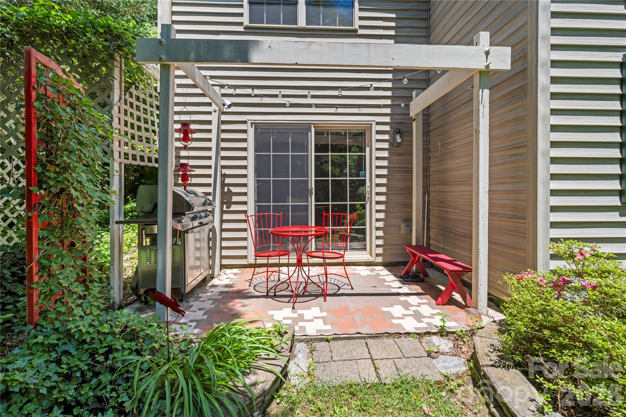 9 Tall Pines Road — Hendersonville