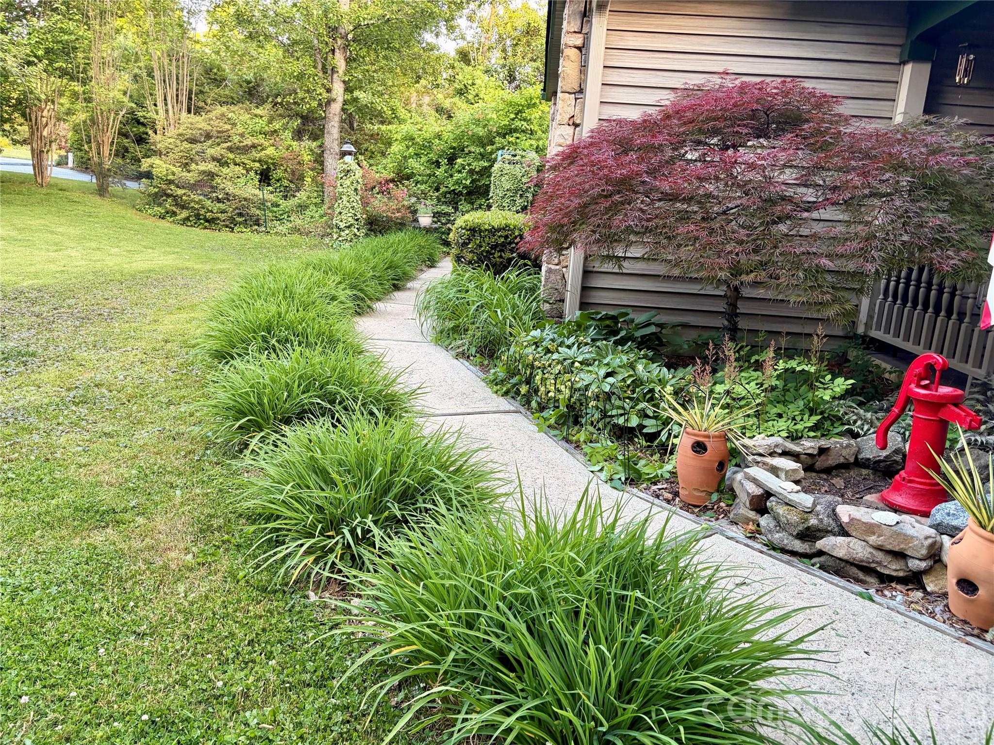 9 Tall Pines Road — Hendersonville