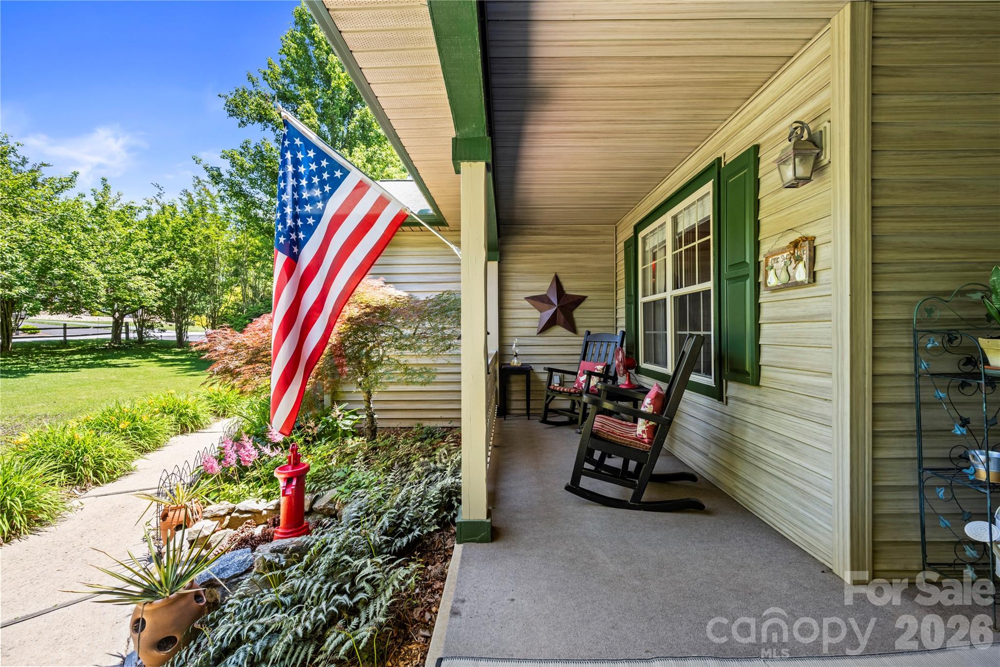 9 Tall Pines Road — Hendersonville