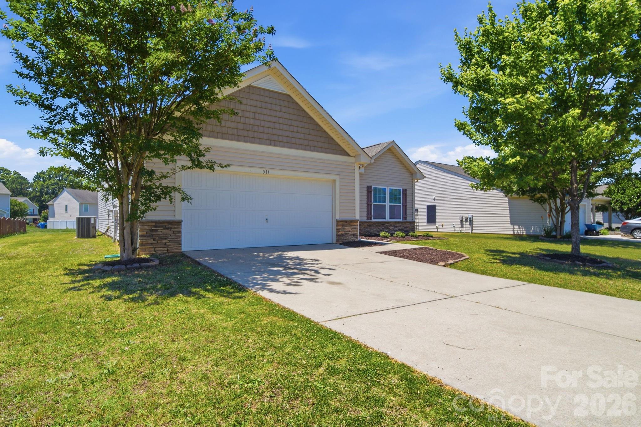 514 Smokehouse Lane — Albemarle