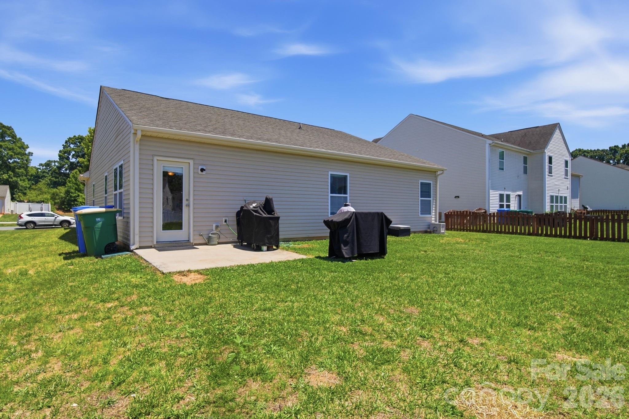514 Smokehouse Lane — Albemarle