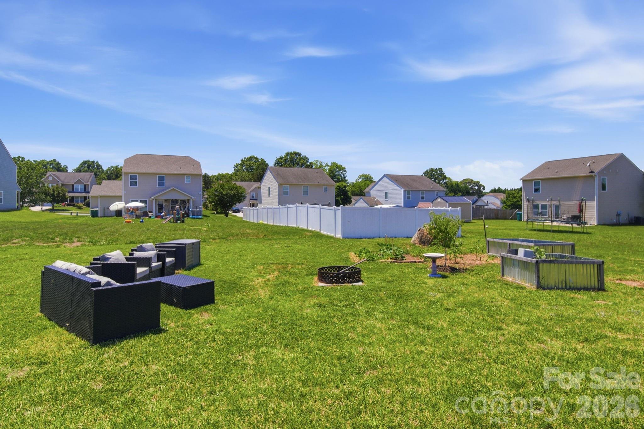 514 Smokehouse Lane — Albemarle