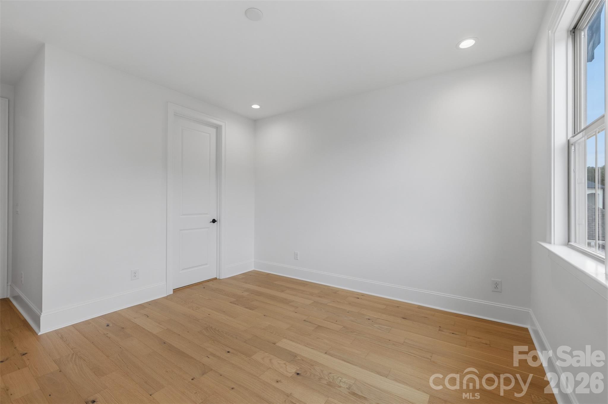 1011 Detweiler Road — Marvin