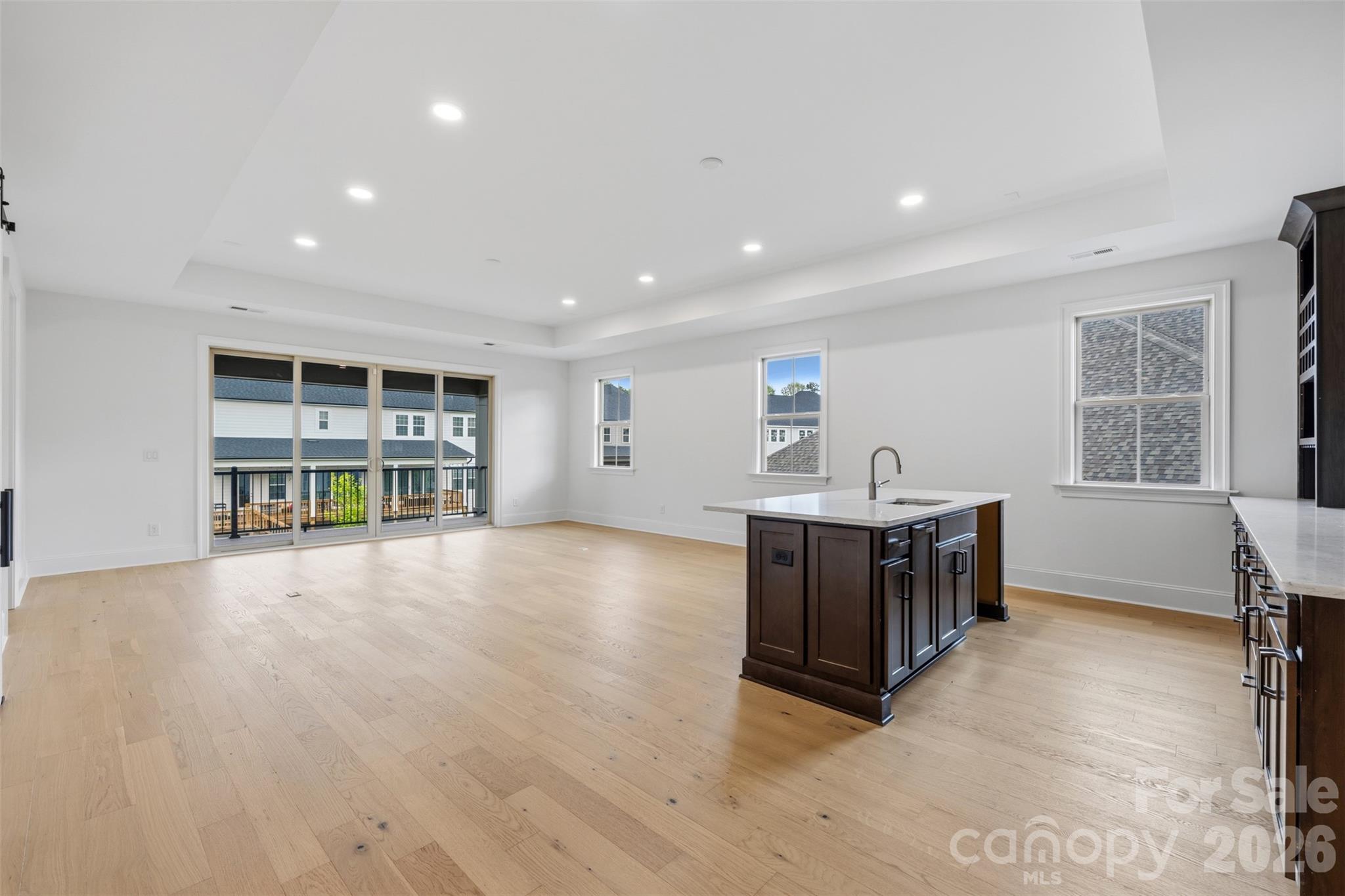 1011 Detweiler Road — Marvin