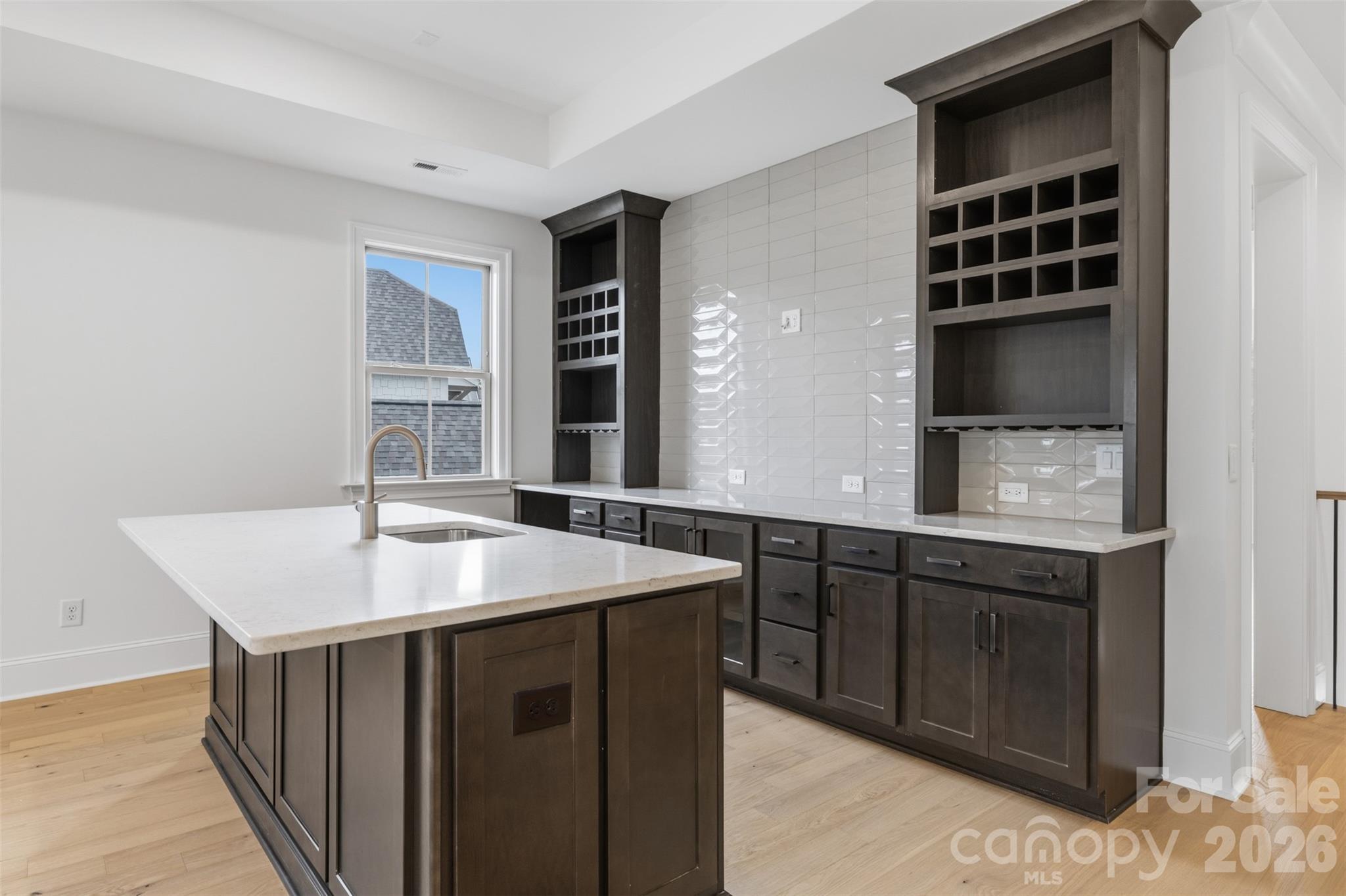 1011 Detweiler Road — Marvin