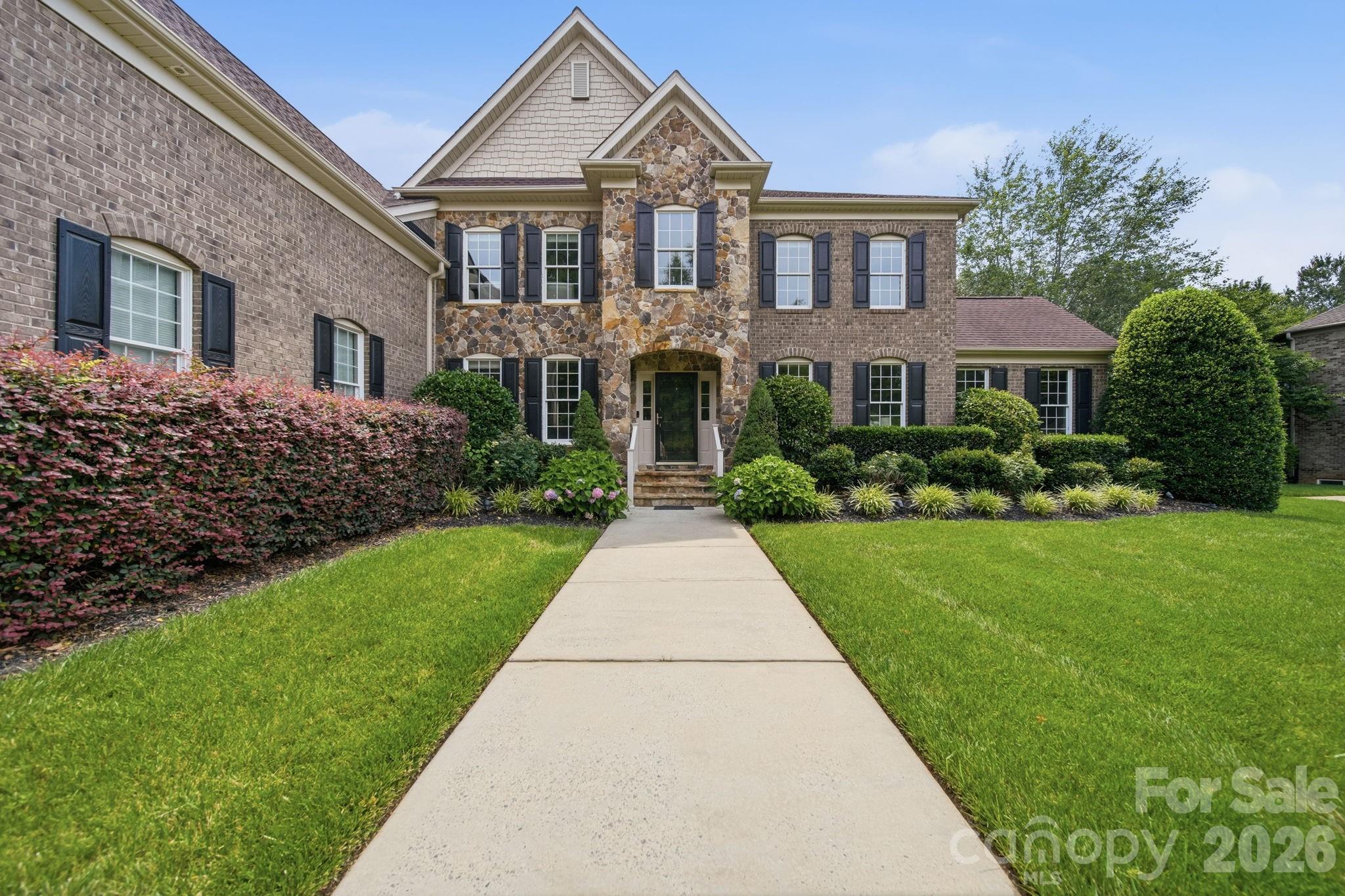 6009 Autumn Blossom Lane — Waxhaw