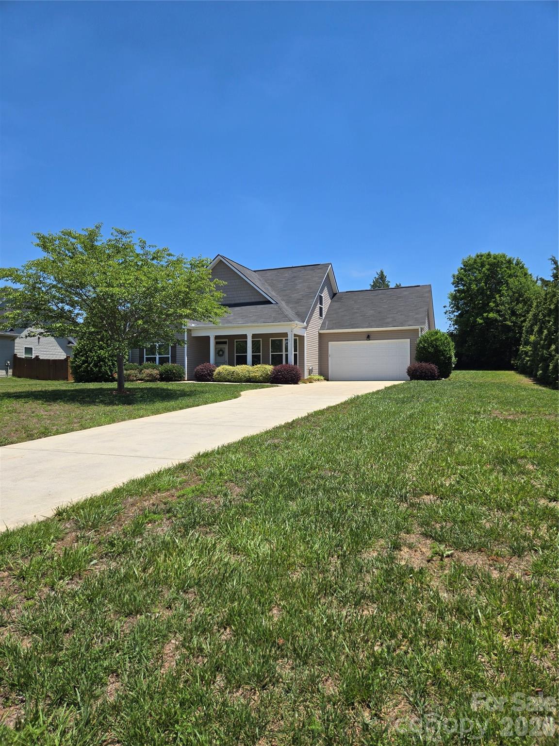 990 Russell Ridge Drive — Catawba