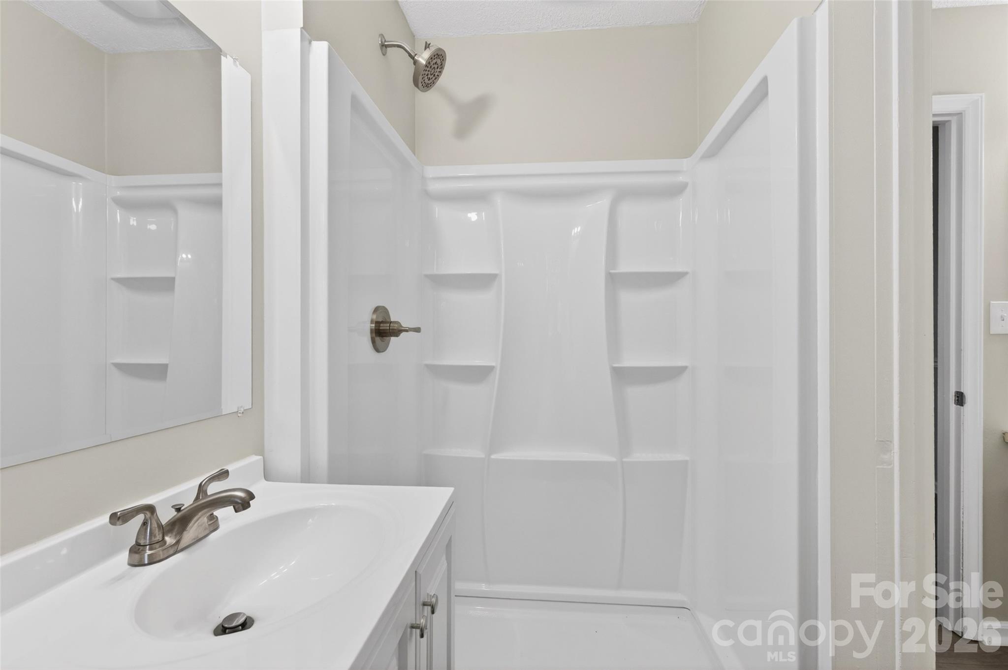 616 Old Farm Road — Statesville