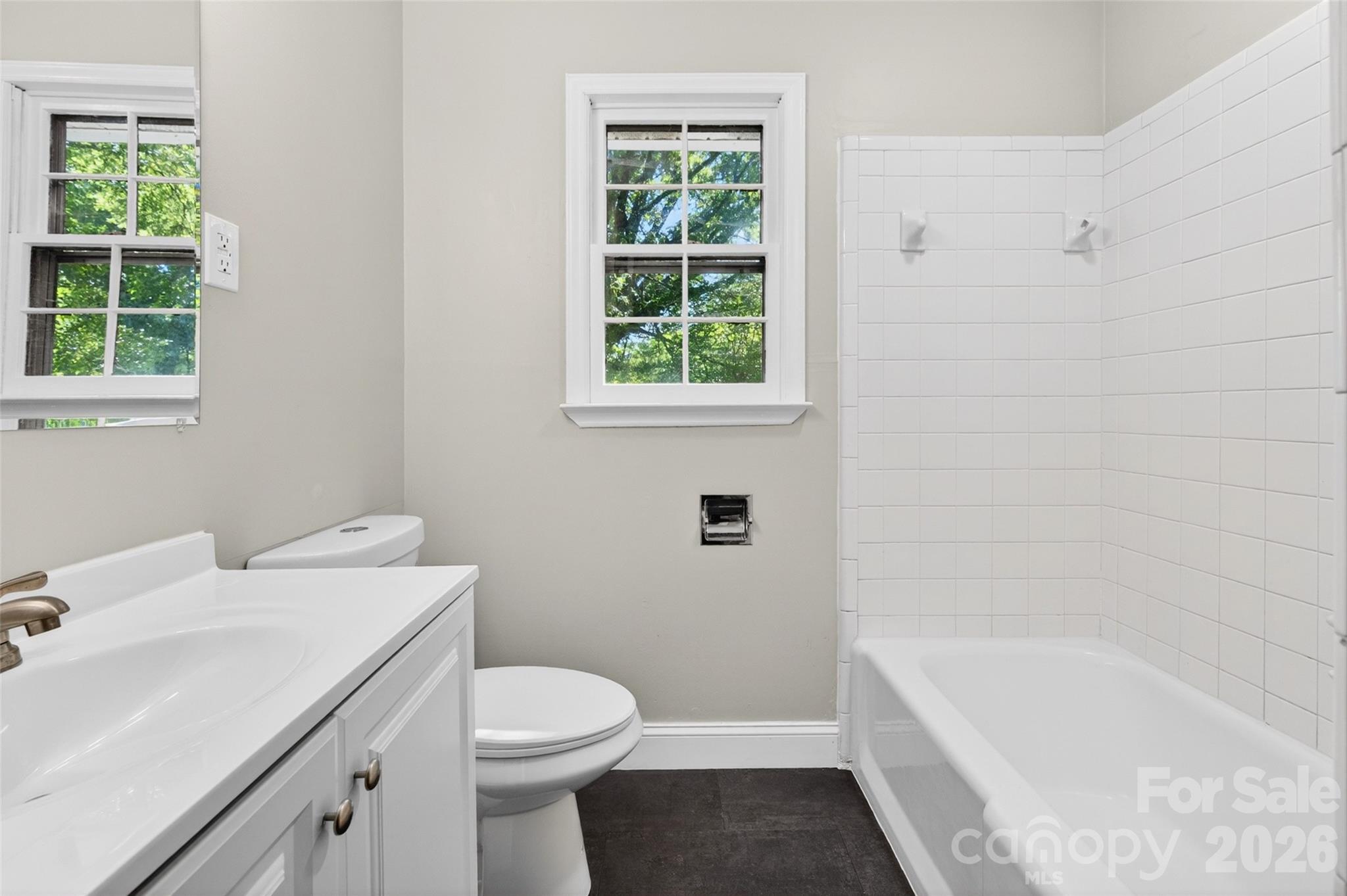 616 Old Farm Road — Statesville