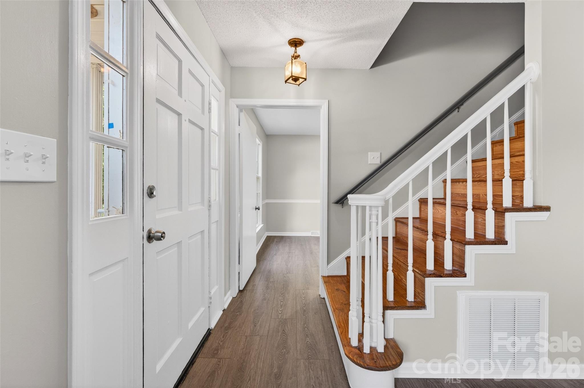 616 Old Farm Road — Statesville