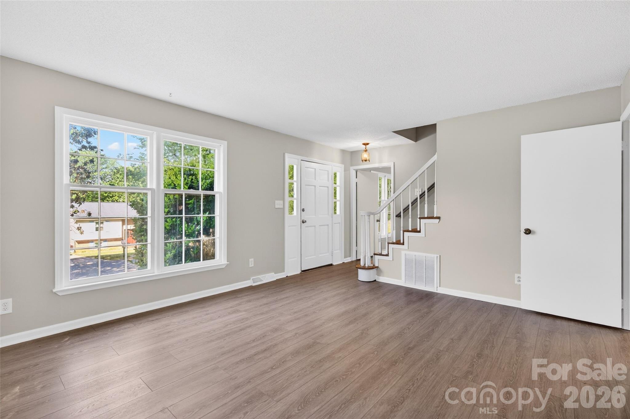 616 Old Farm Road — Statesville
