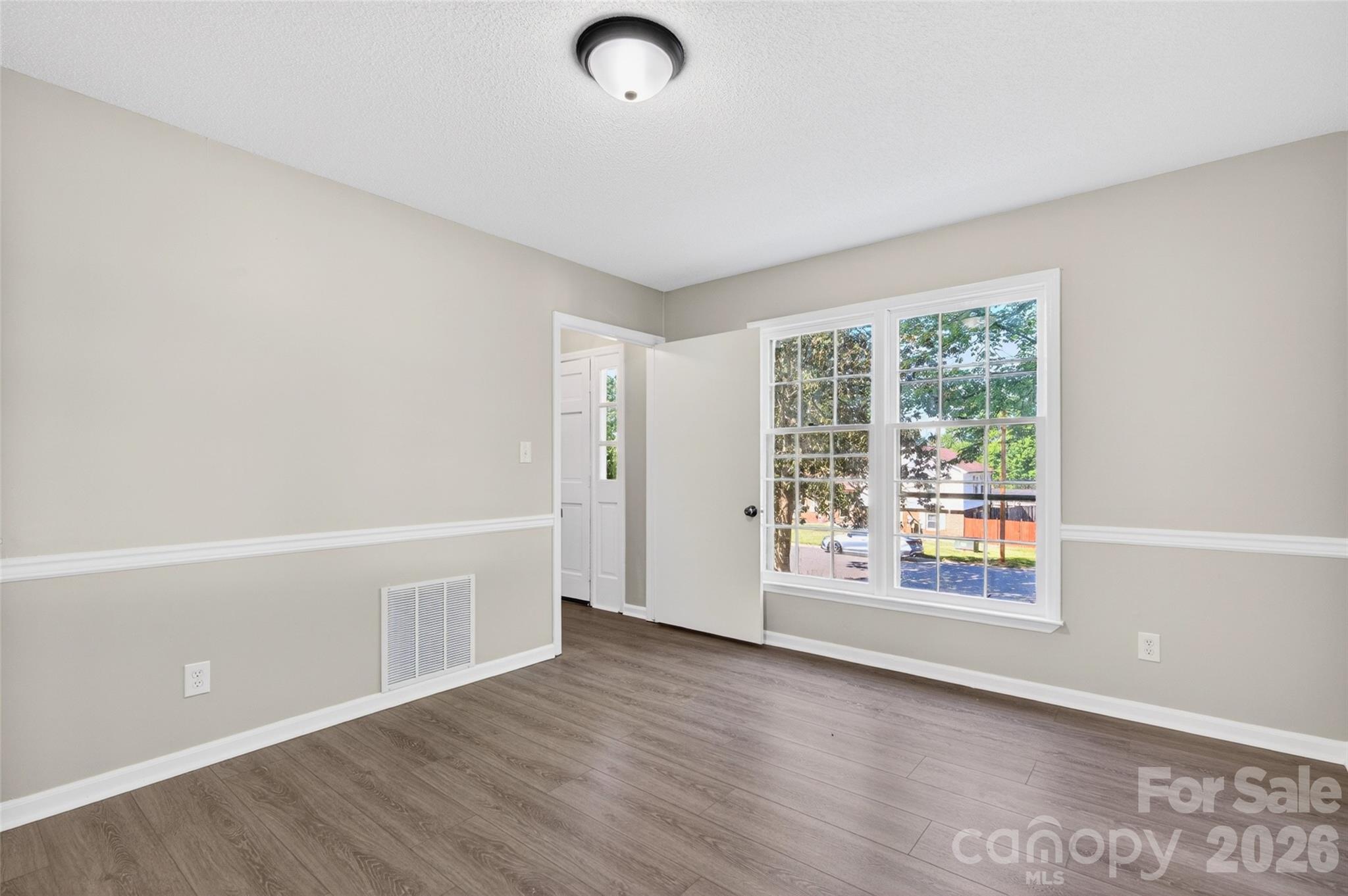 616 Old Farm Road — Statesville