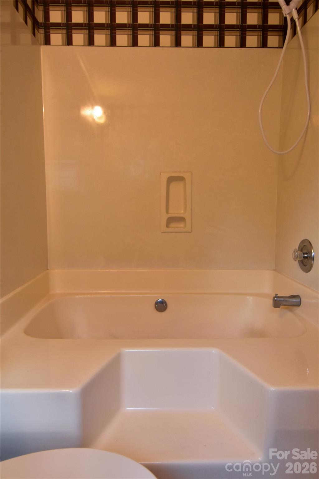 14030 Kedleston Road — Huntersville