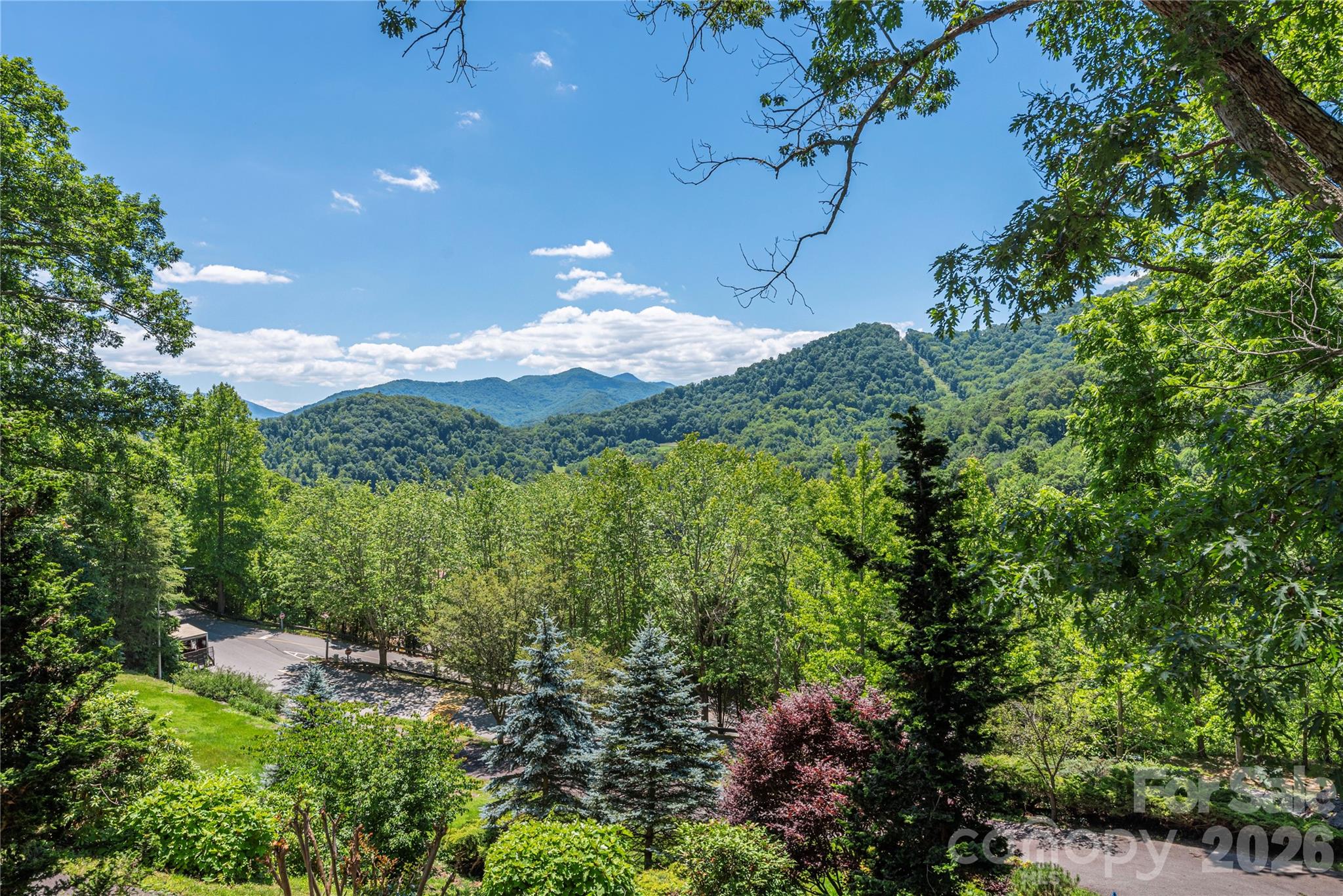 554 Breckenridge Road — Waynesville