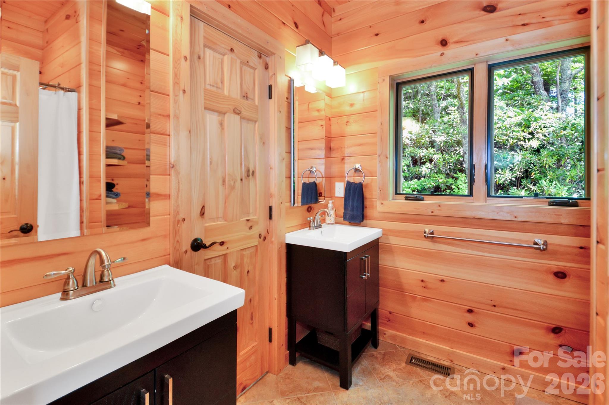 6365 Julius Drive — Newland