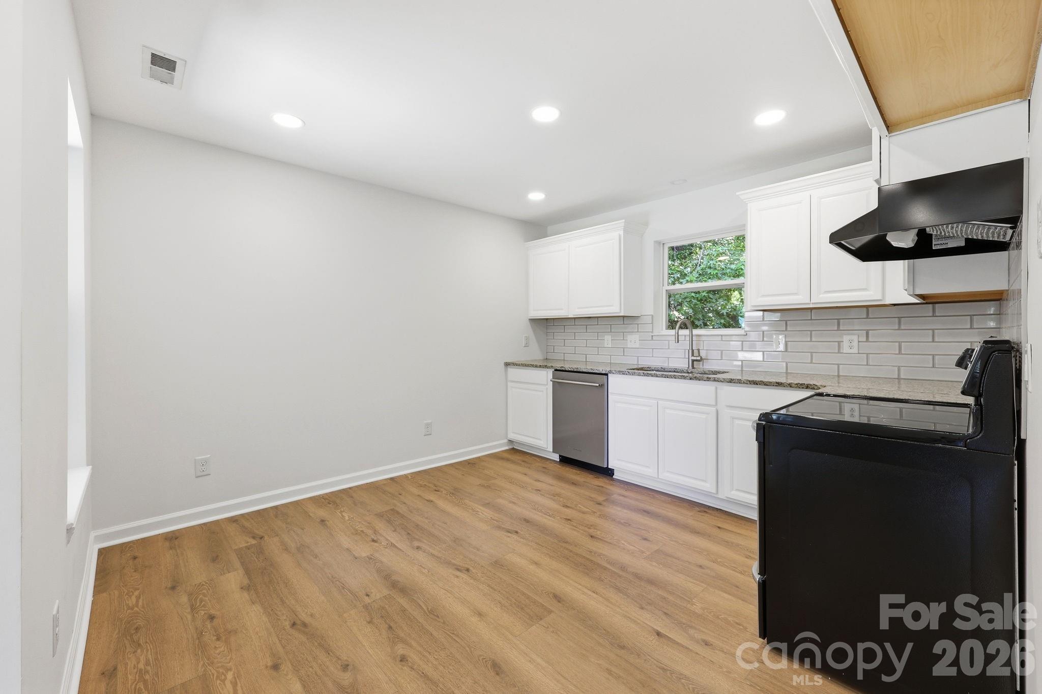 918 Breezewood Drive — Charlotte