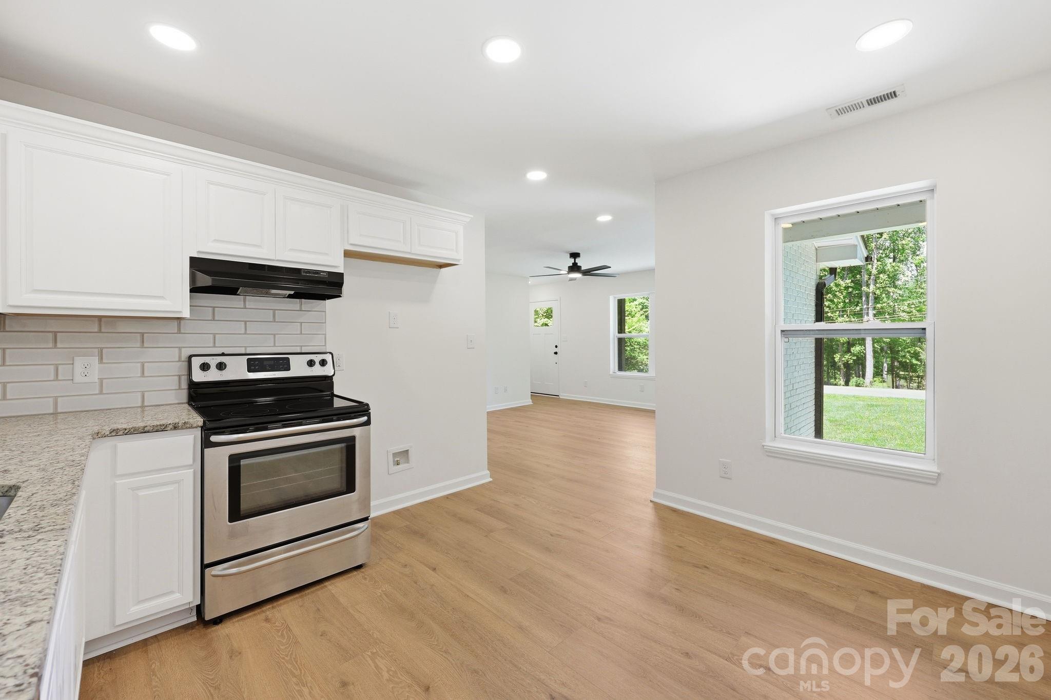 918 Breezewood Drive — Charlotte