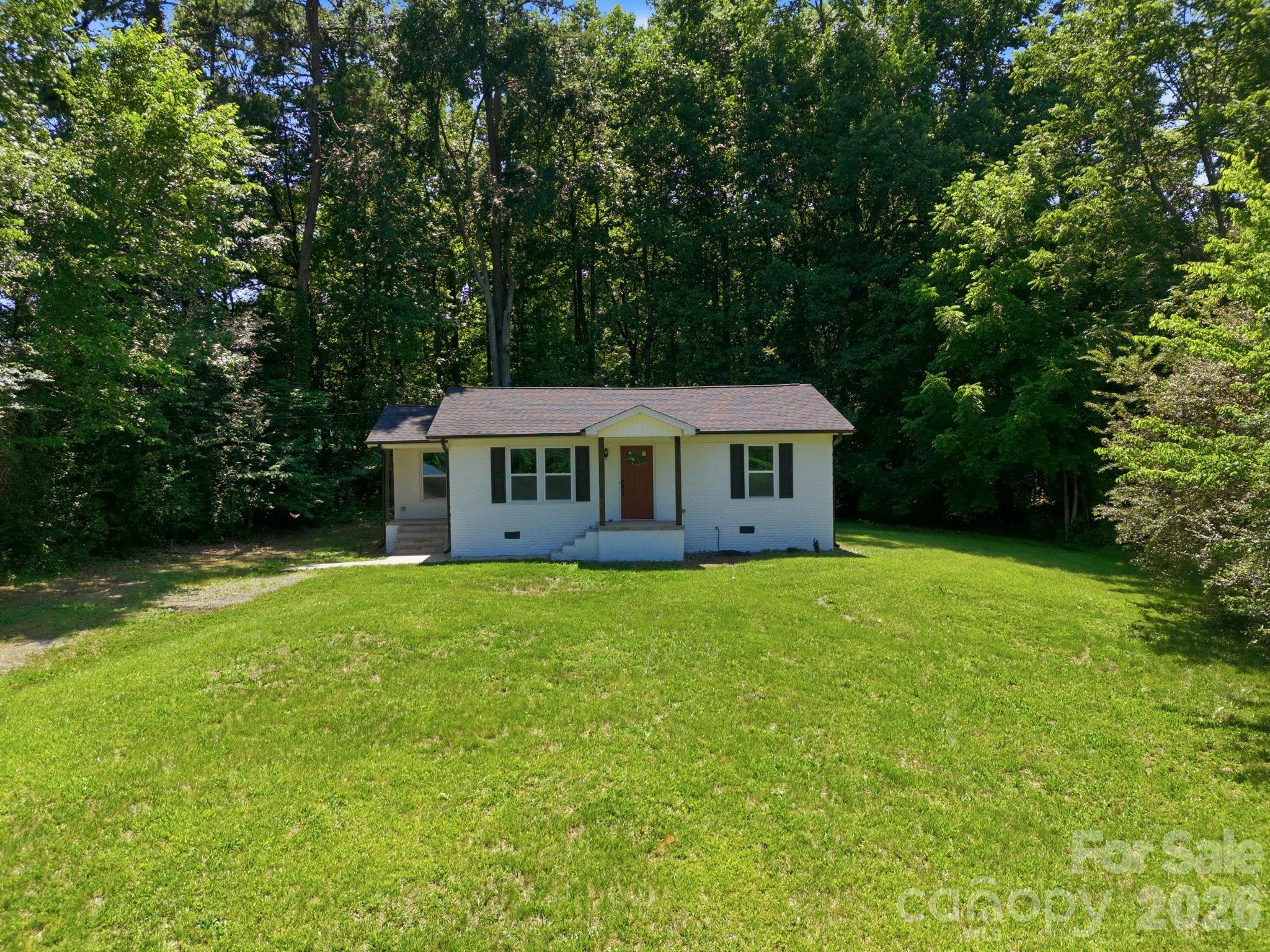 918 Breezewood Drive — Charlotte