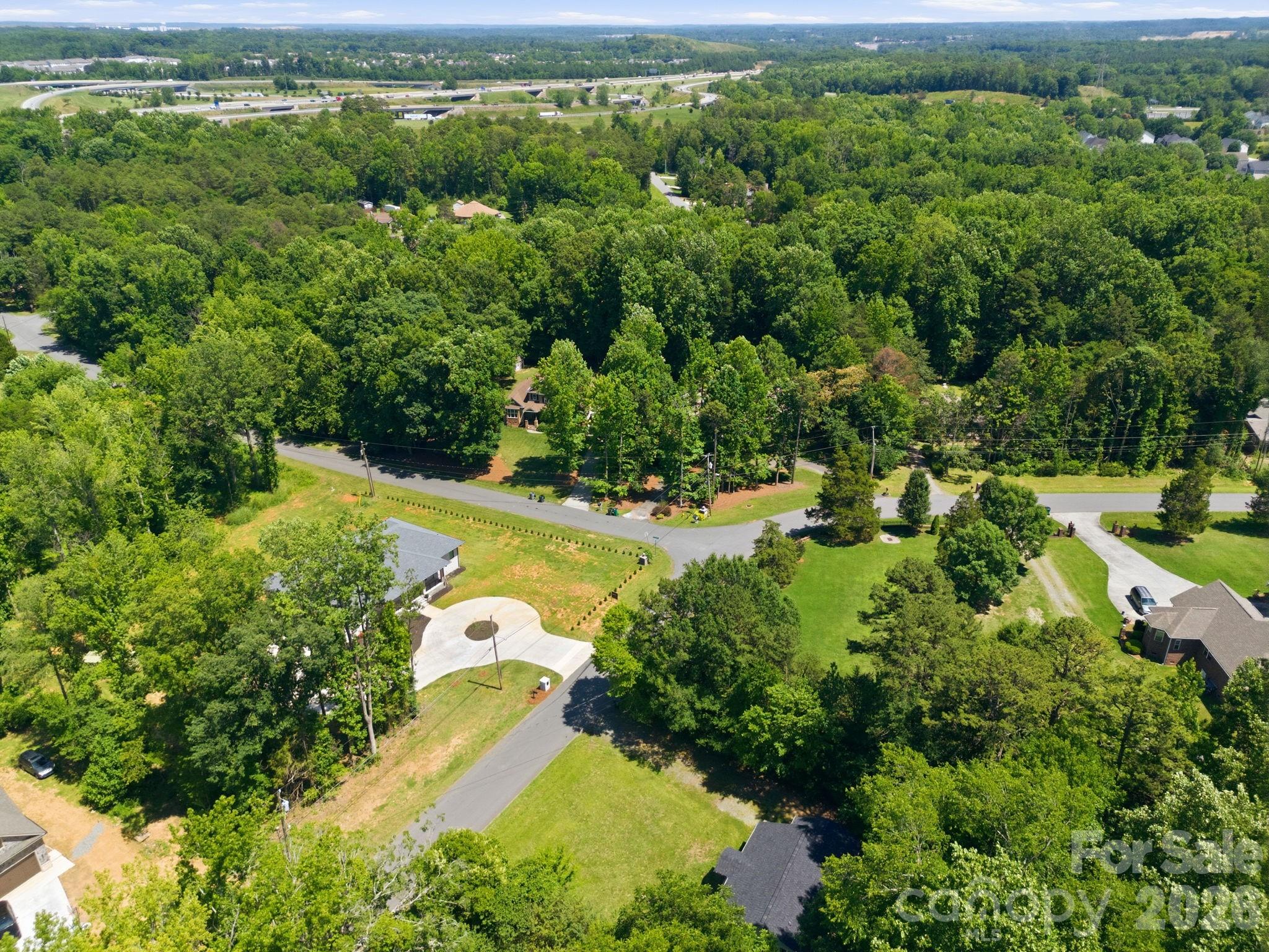 918 Breezewood Drive — Charlotte