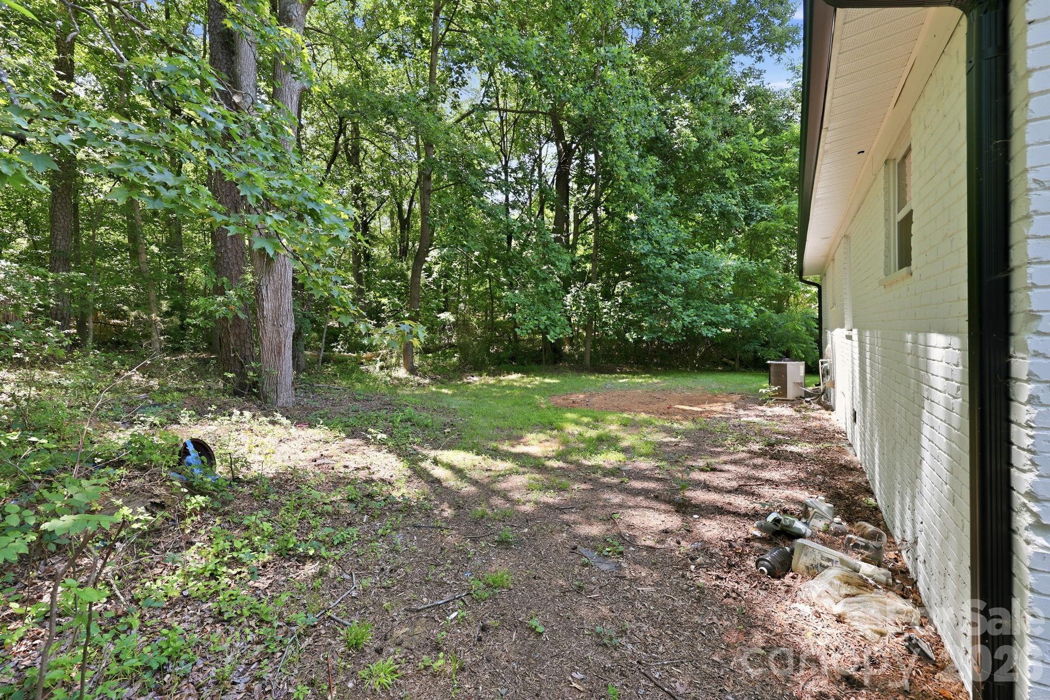 918 Breezewood Drive — Charlotte