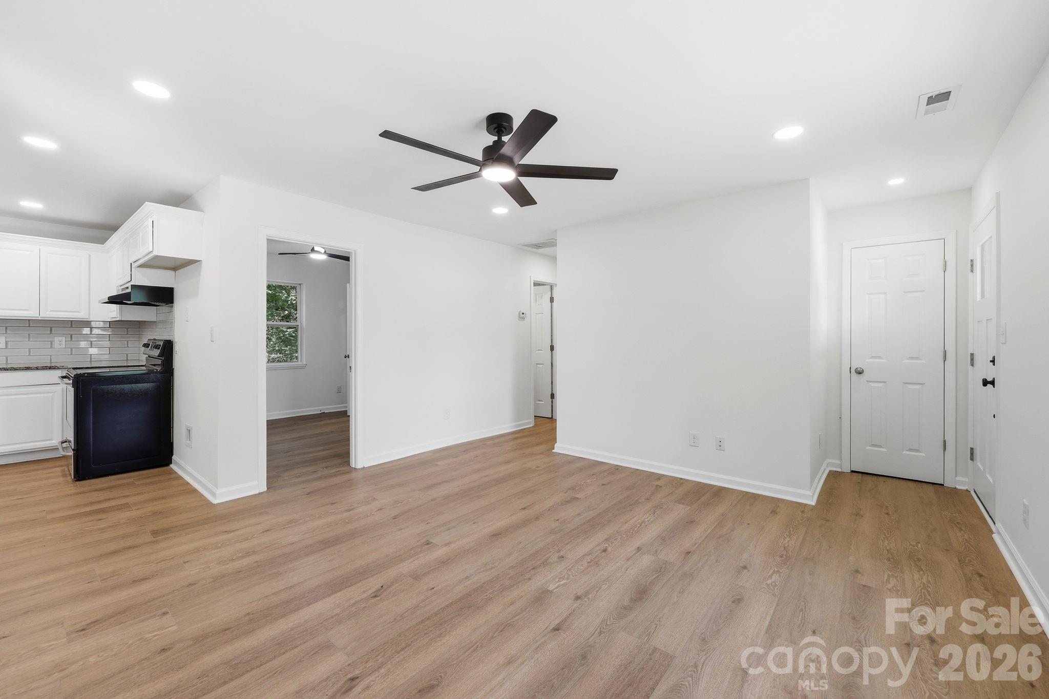 918 Breezewood Drive — Charlotte