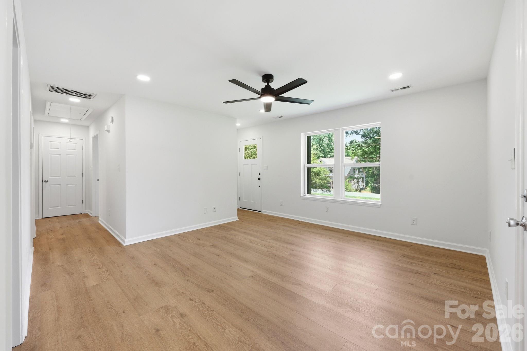 918 Breezewood Drive — Charlotte